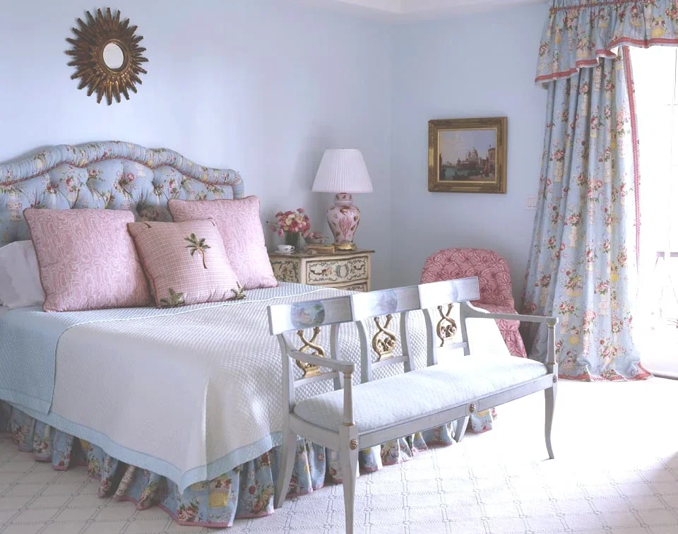 Primary Bedroom - Traditional elegance