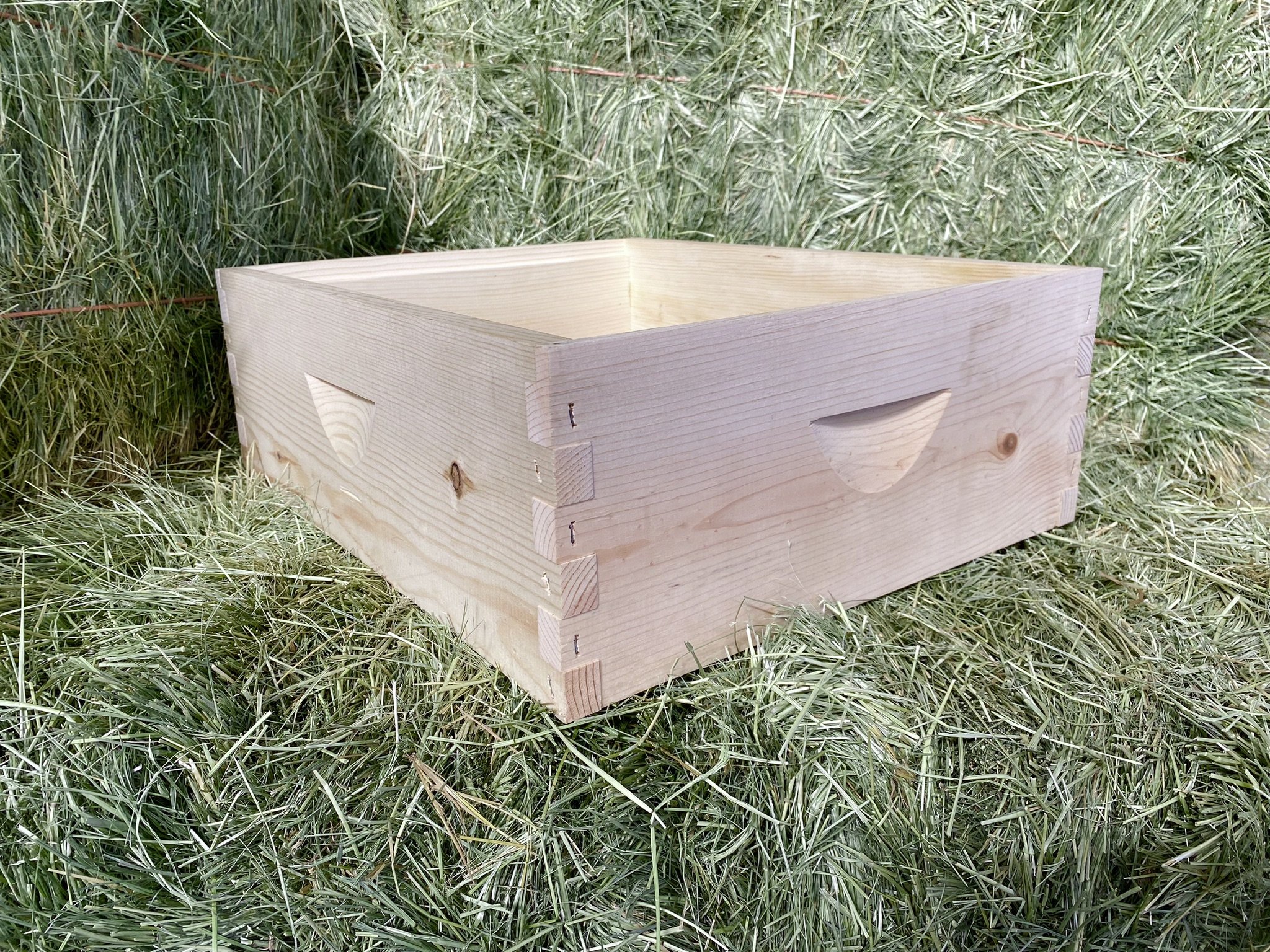 Western (medium) Box - 10 Frame Assembled