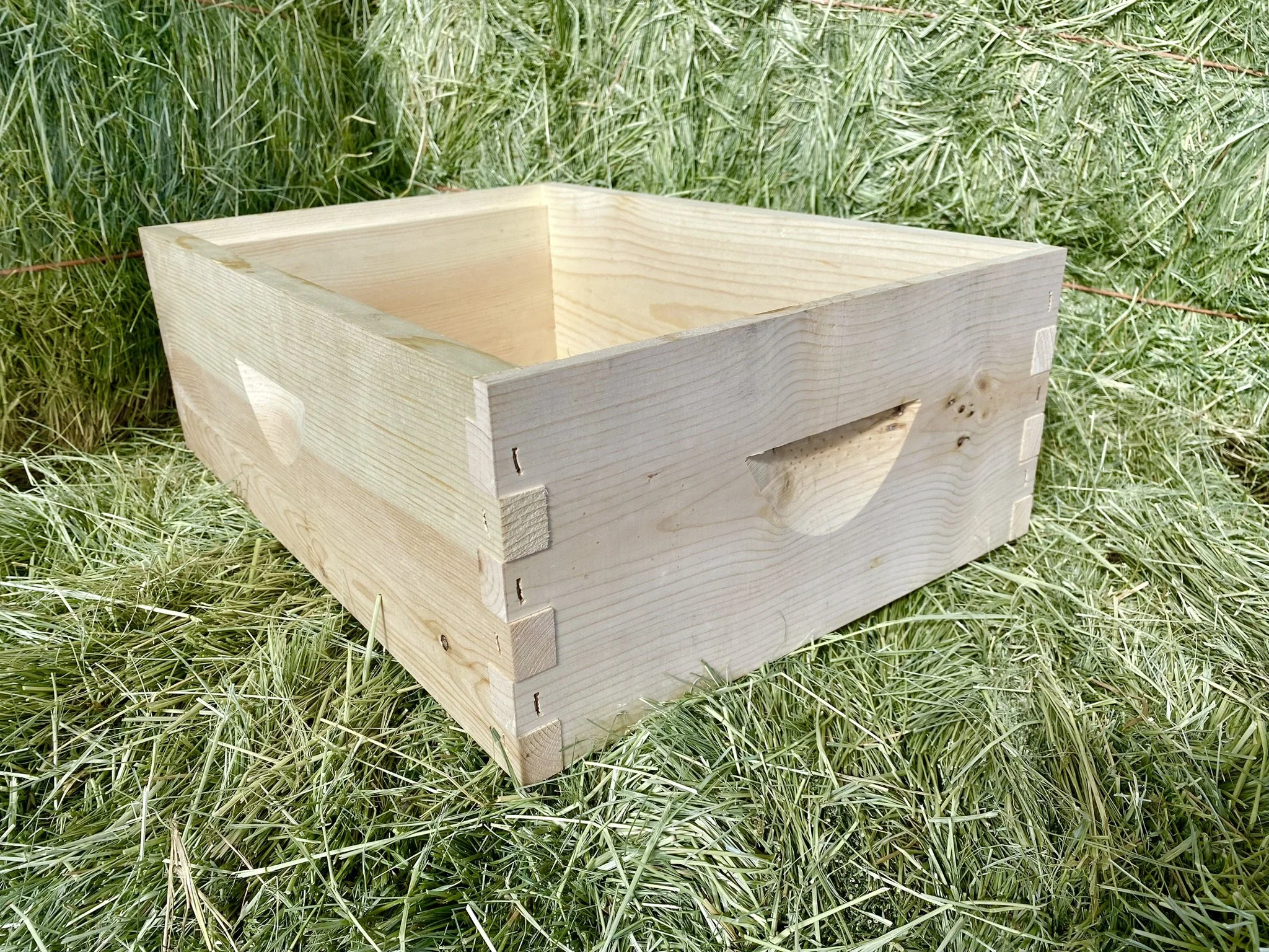 Western (medium) Box - 8 Frame Assembled