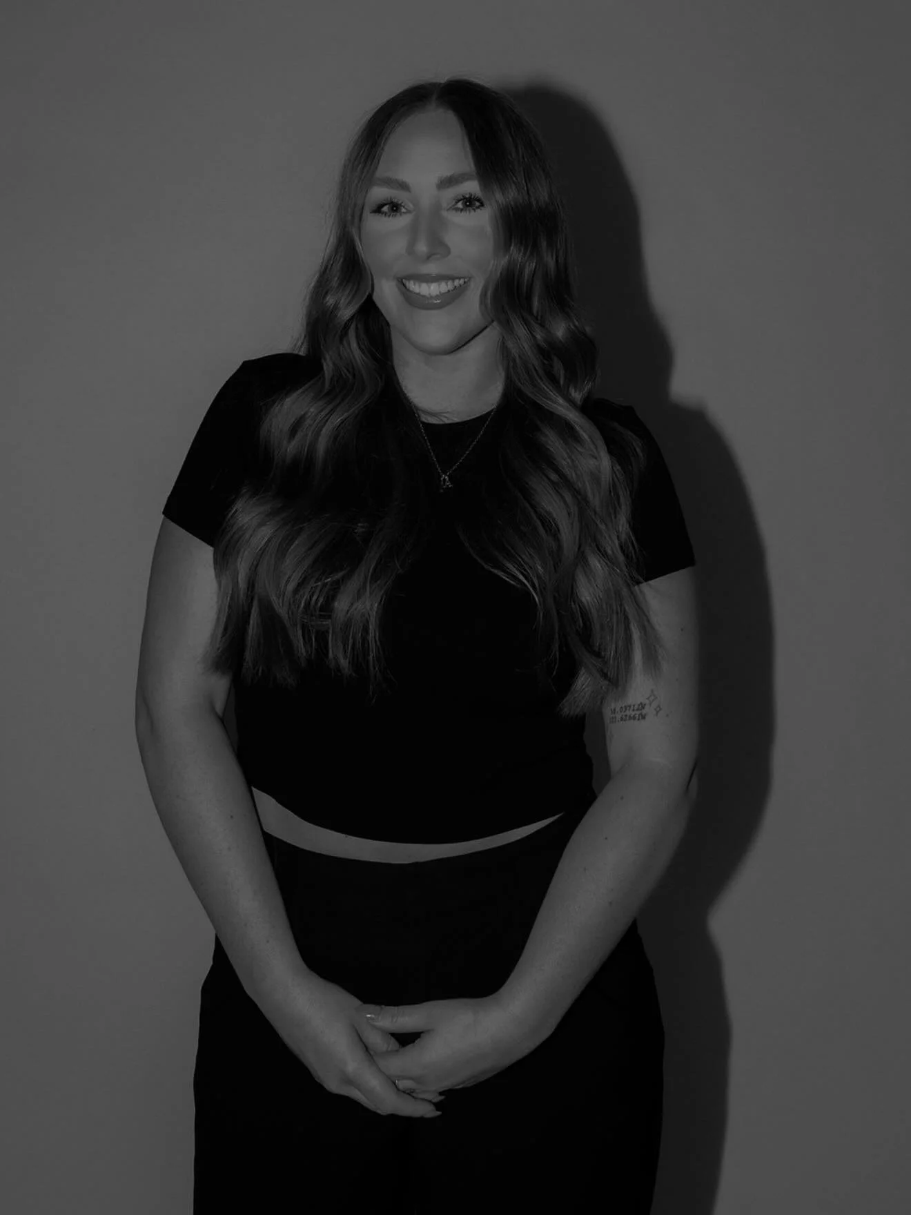 Allie

Meet our red headed super star ⭐️ 

Watching her grow from front desk to behind the chair has been such a special journey. Her passion for making clients feel confident, paired with her warm personality and incredible talent, makes every appoi
