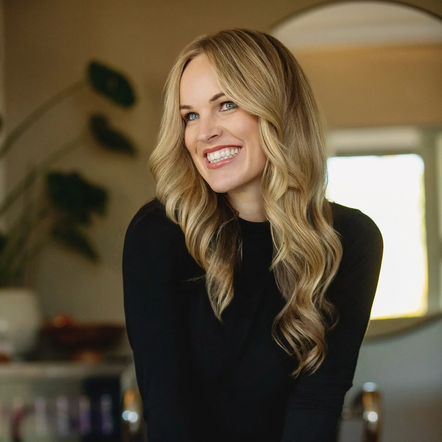 Hey y&rsquo;all, it&rsquo;s been a minute&hellip; so let me reintroduce myself. Courtney here! The last 4 years have been a whirlwind &mdash; from owning a salon in NW Portland to a private studio in Lake Oswego, and now I&rsquo;m settled into the cu