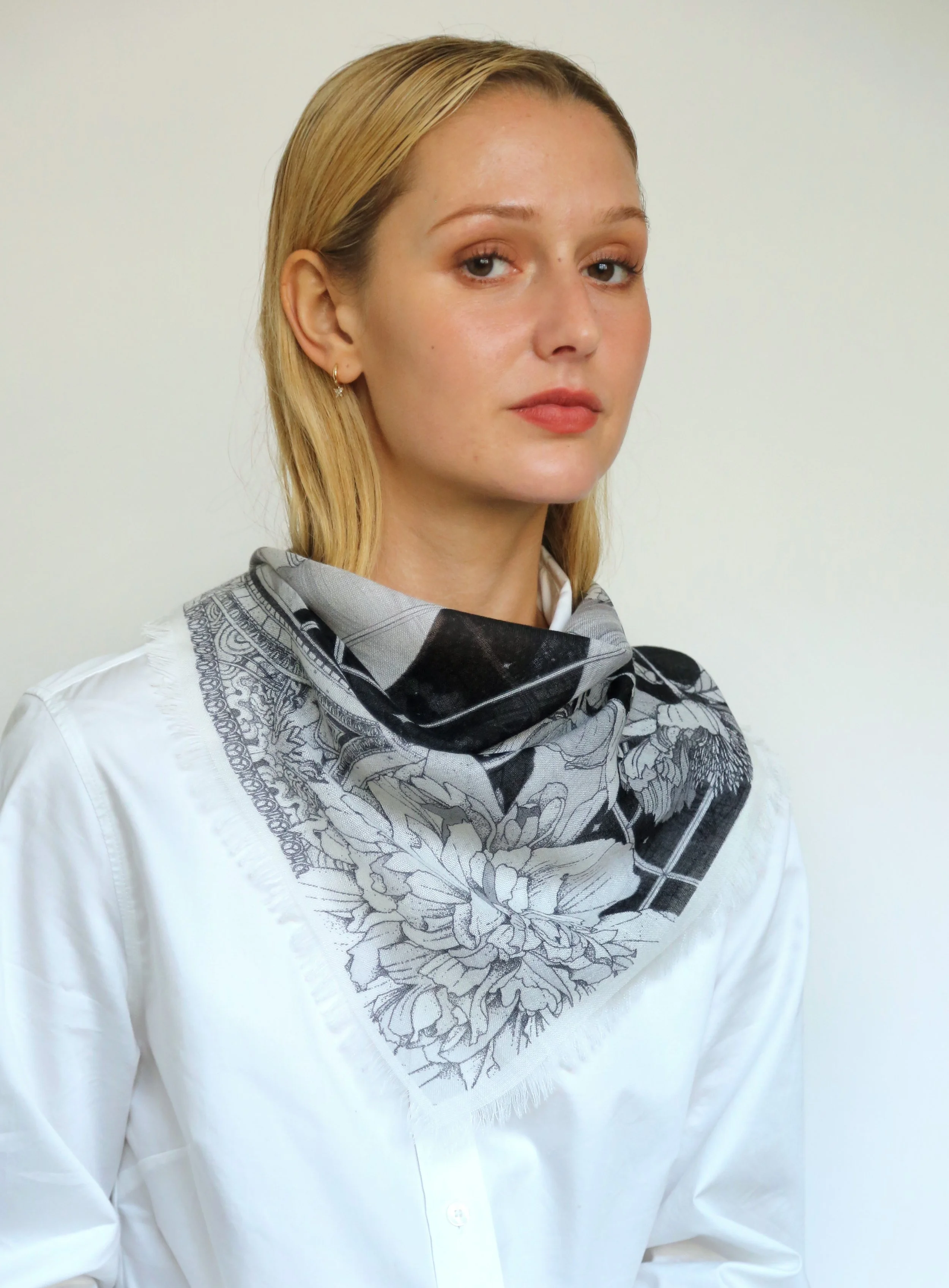 The Galaxies Express / BW Cashmere Silk