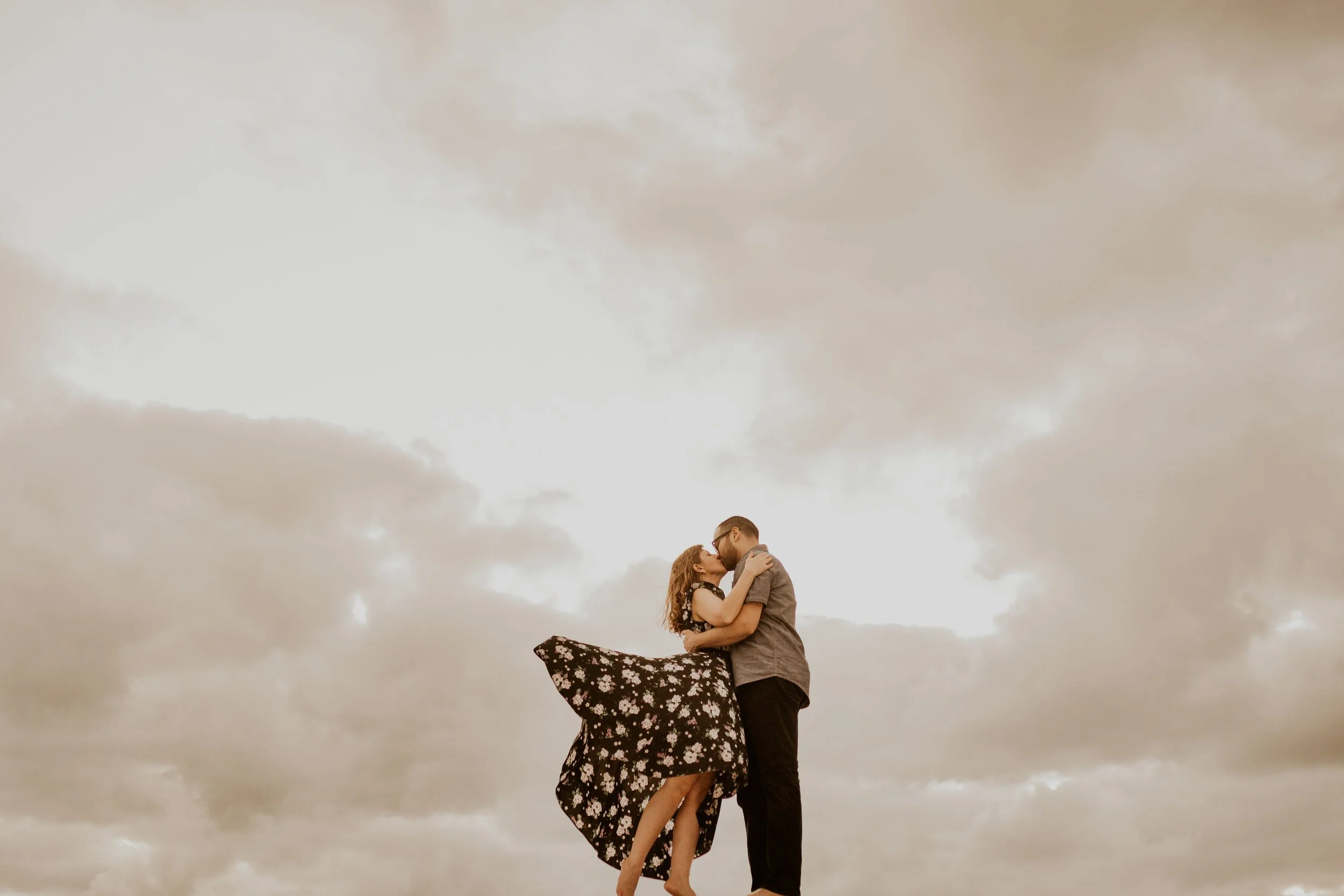 tampa-engagement-photographer-near-me-56.jpeg