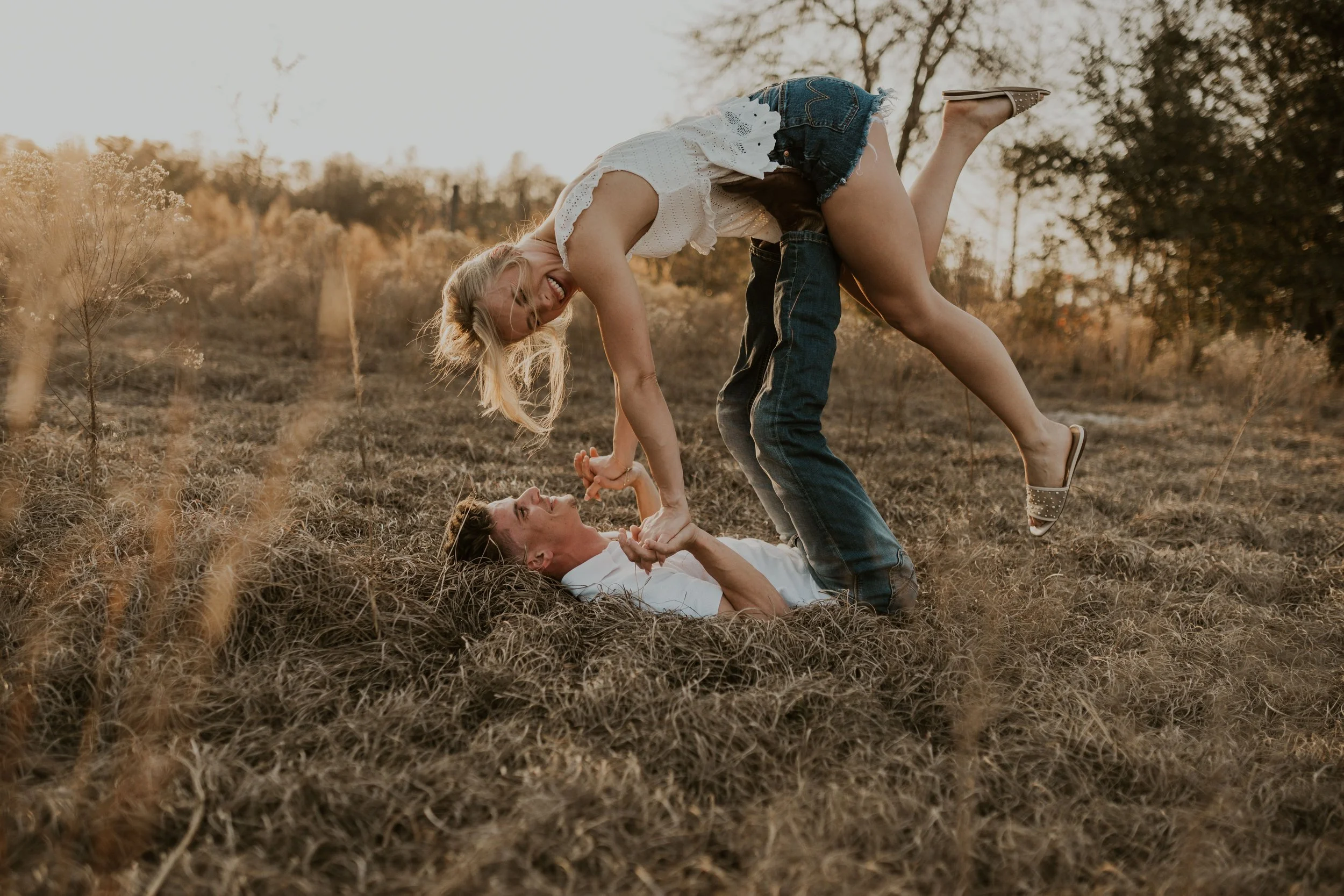 What to Wear for Engagement Photos in Tampa, Florida | Engagement Outfit Guide