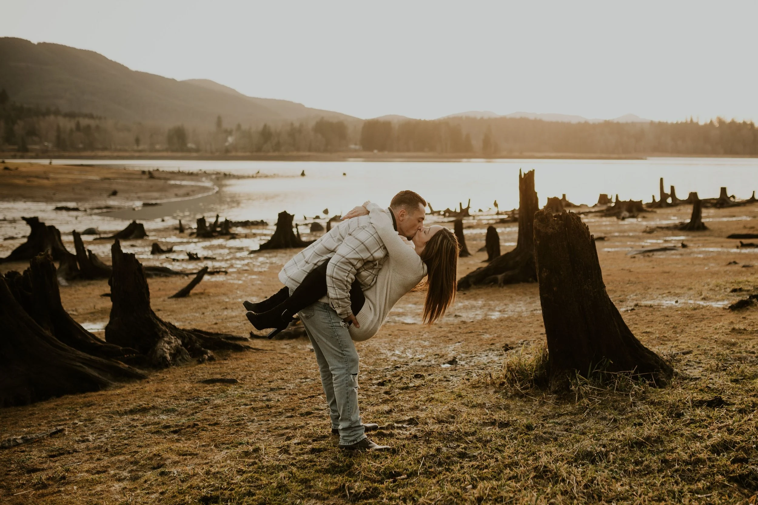 A Mountain Engagement Session in Washington State | Surrounded by Nature &amp; Intention</span>