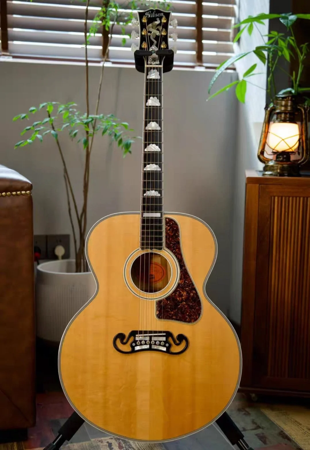 Gibson J250 Édition limitée 12/101