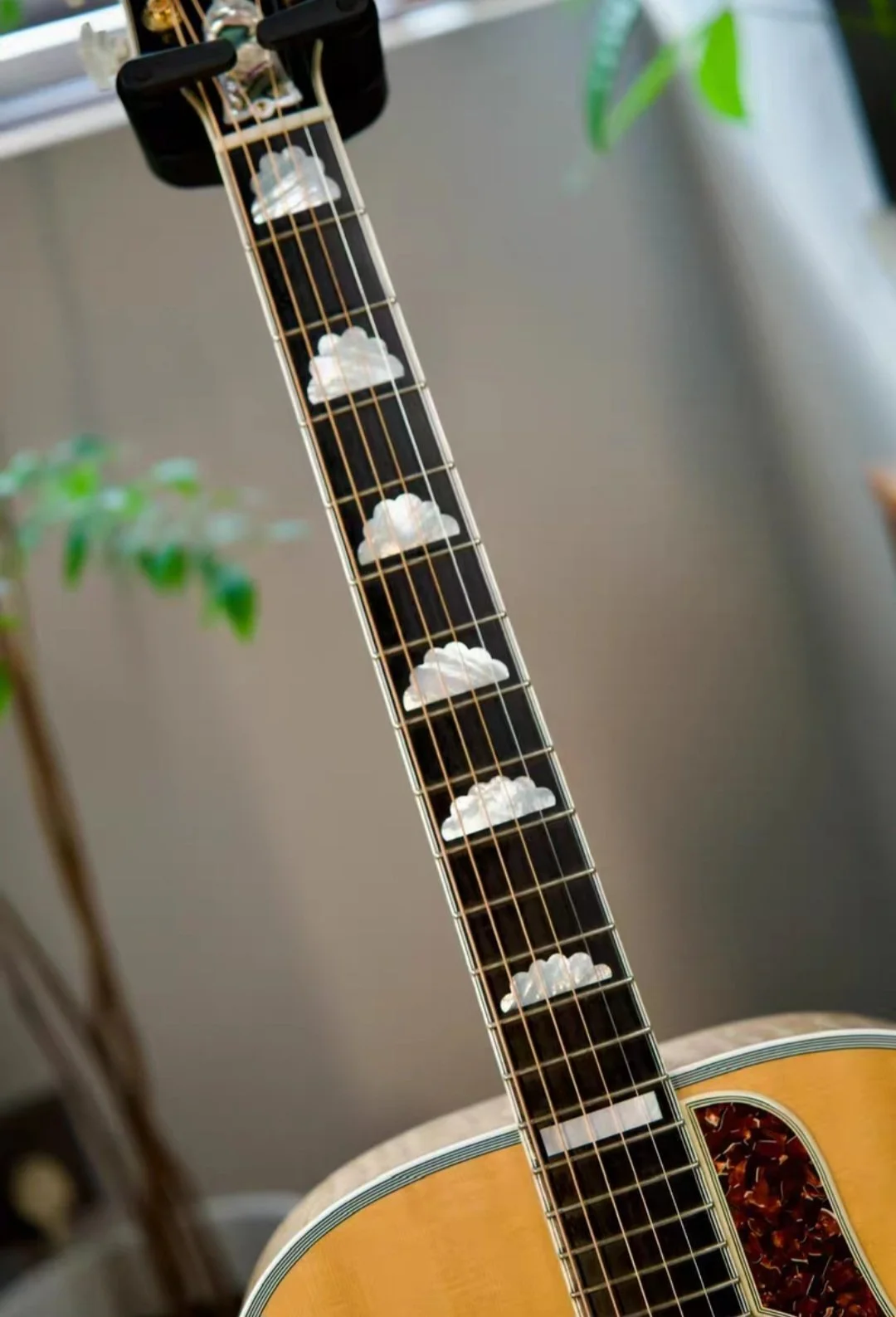 GIBSON8.jpeg