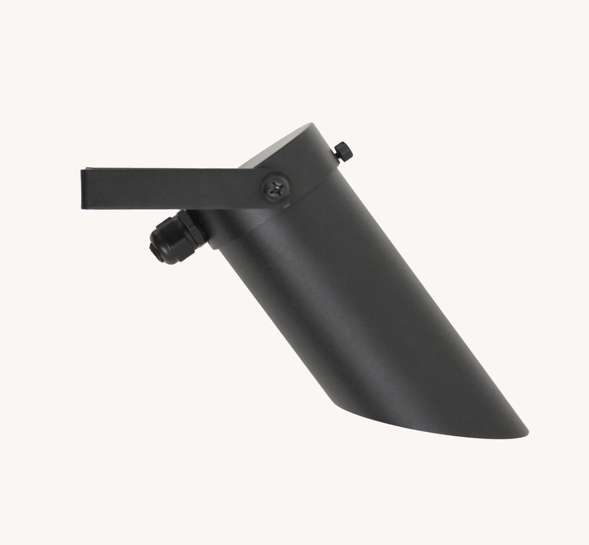 CM.115U