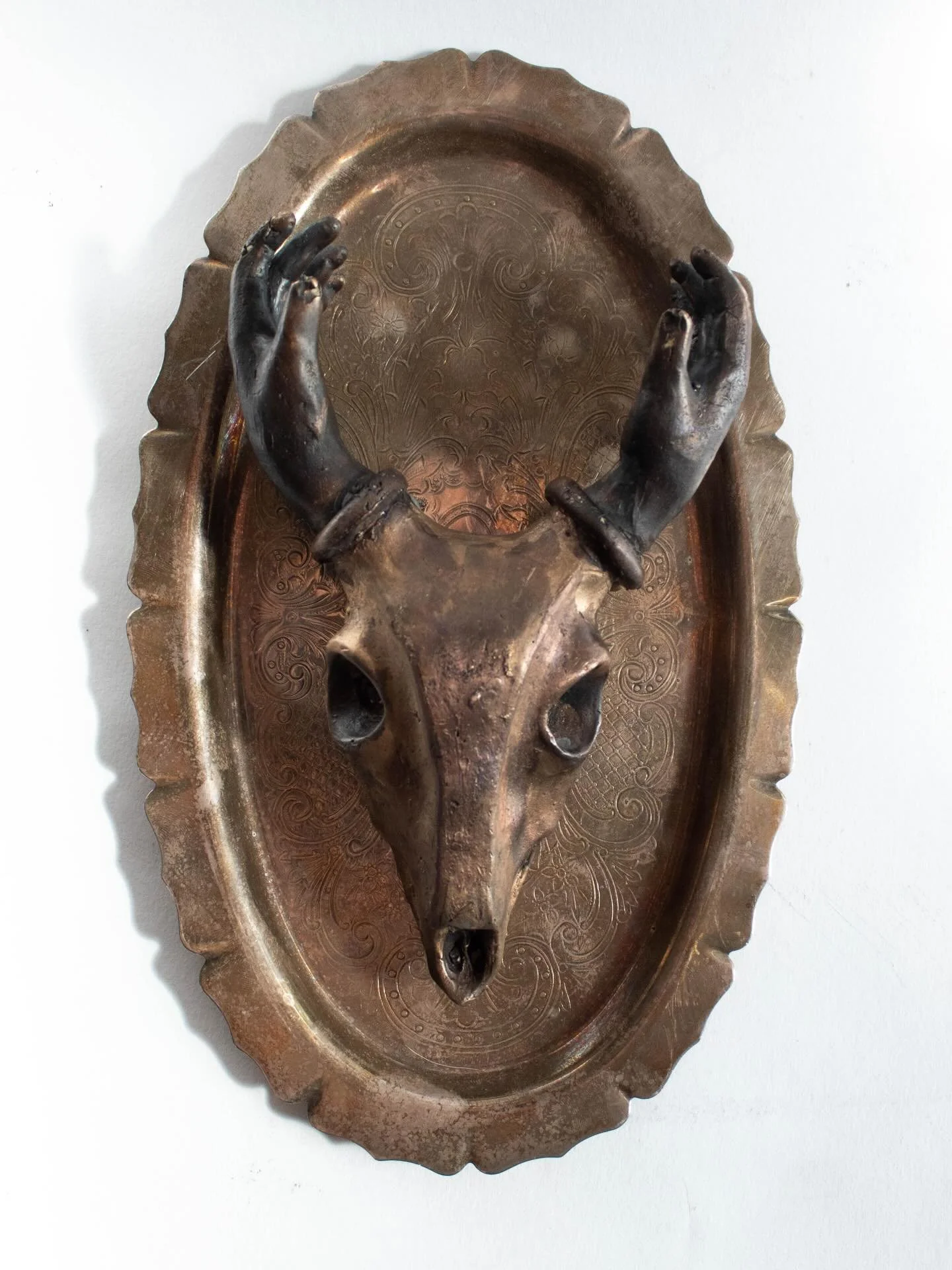 𝘤𝘺𝘤𝘭𝘦𝘴 

2025, cast bronze, silver plate