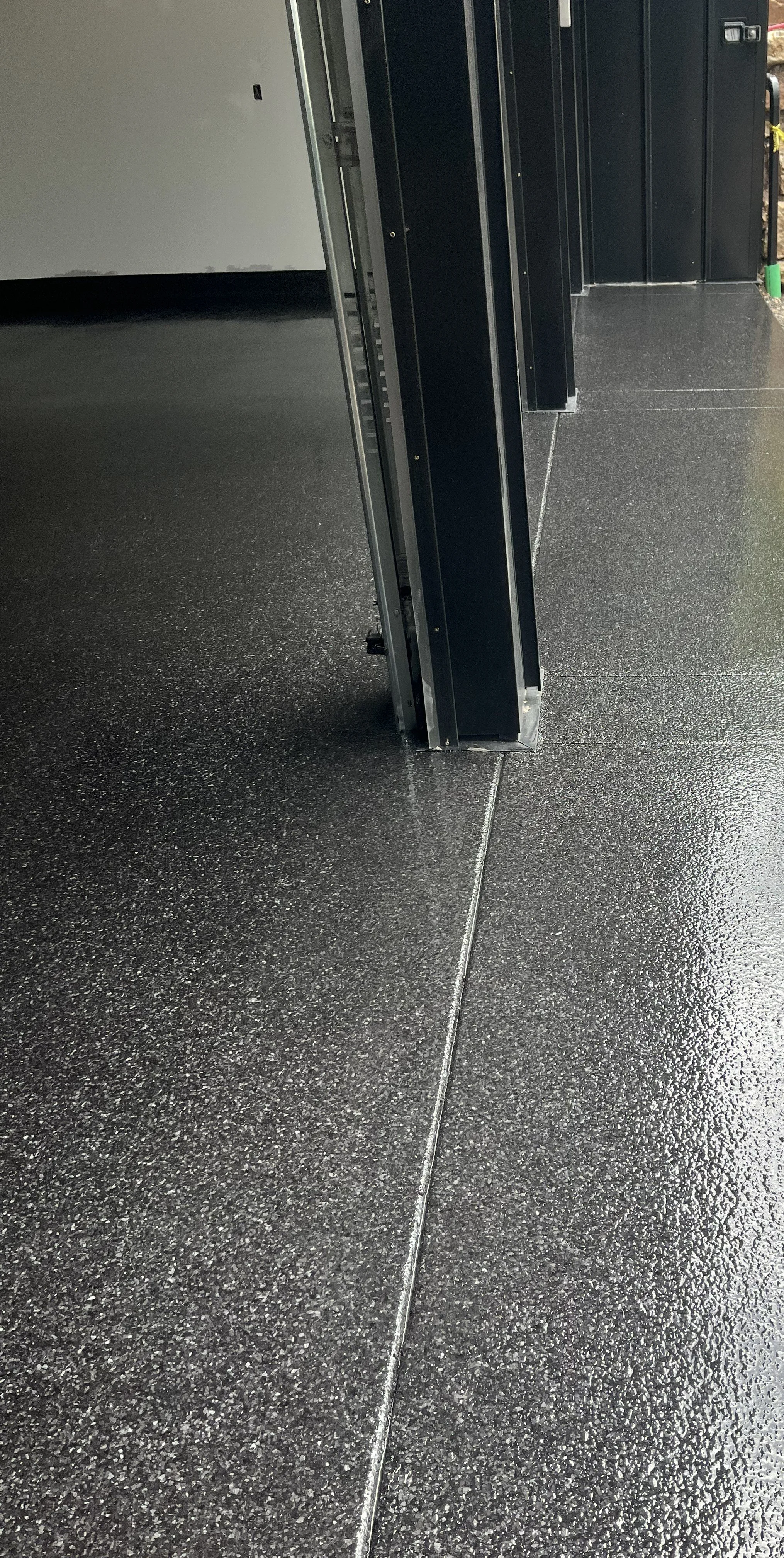 RedSky Ranch Residential Garage Floor Carbon Marble Flake.jpg