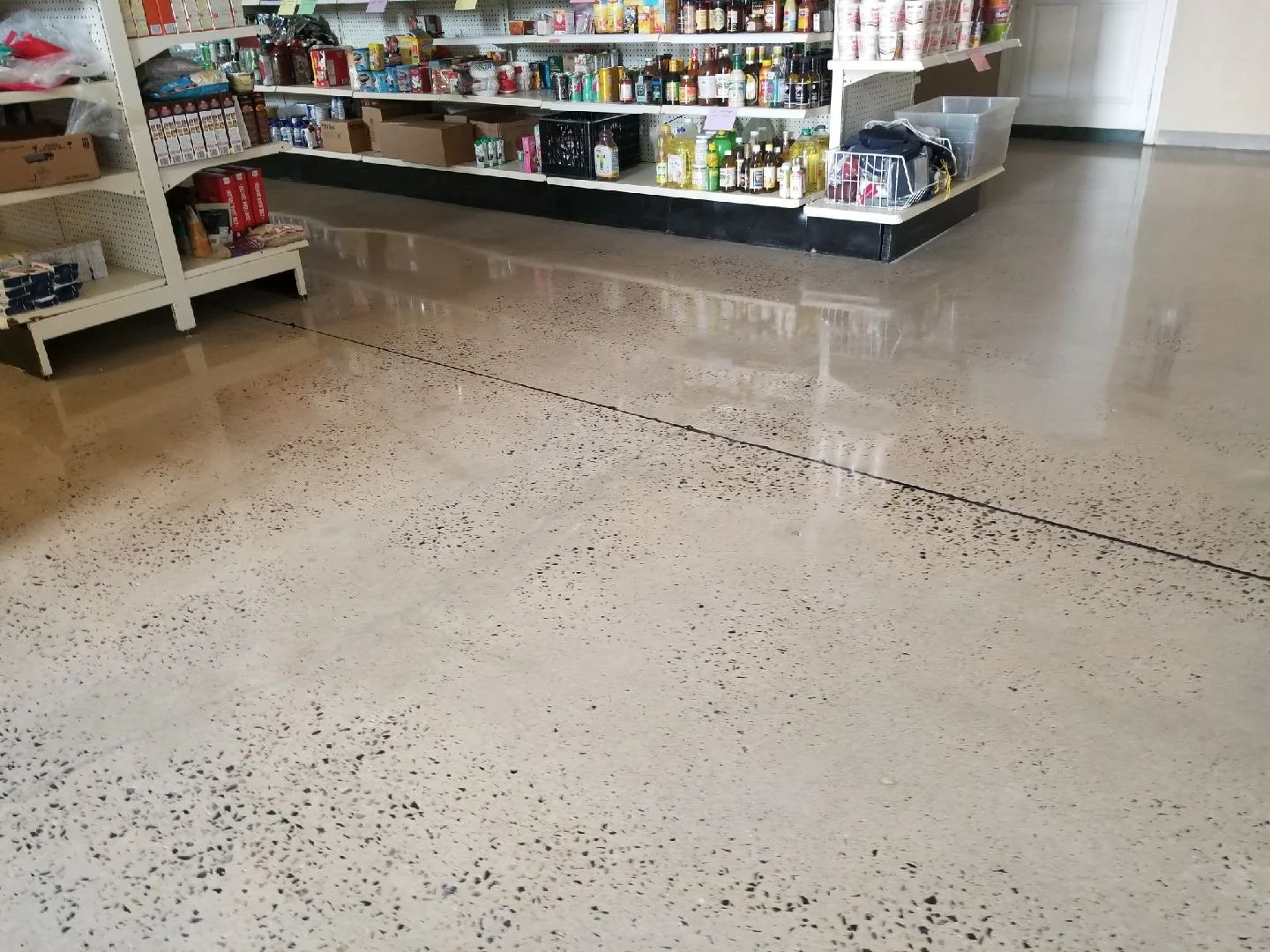 Retail Store Varigated Aggregate Diamond Polishing.jpg