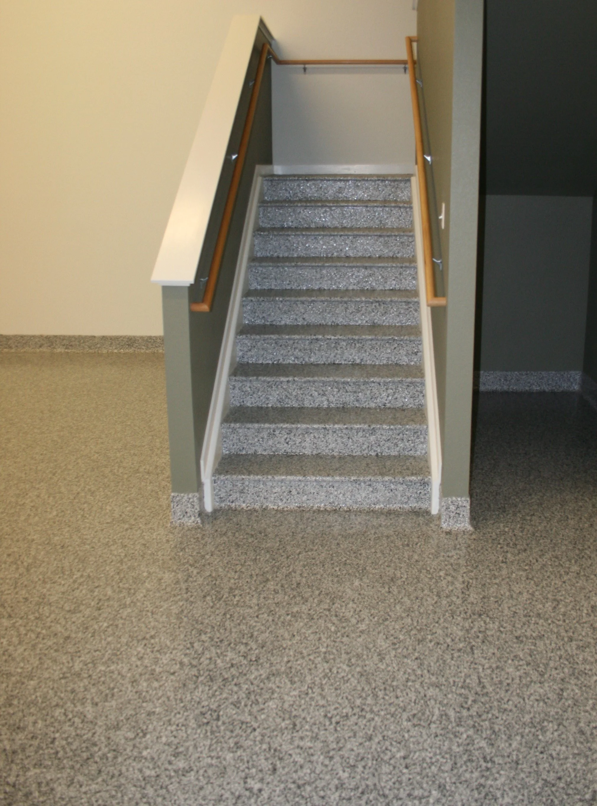 Gypsum Airport Garage Condo Toy Barn Staircase.JPG