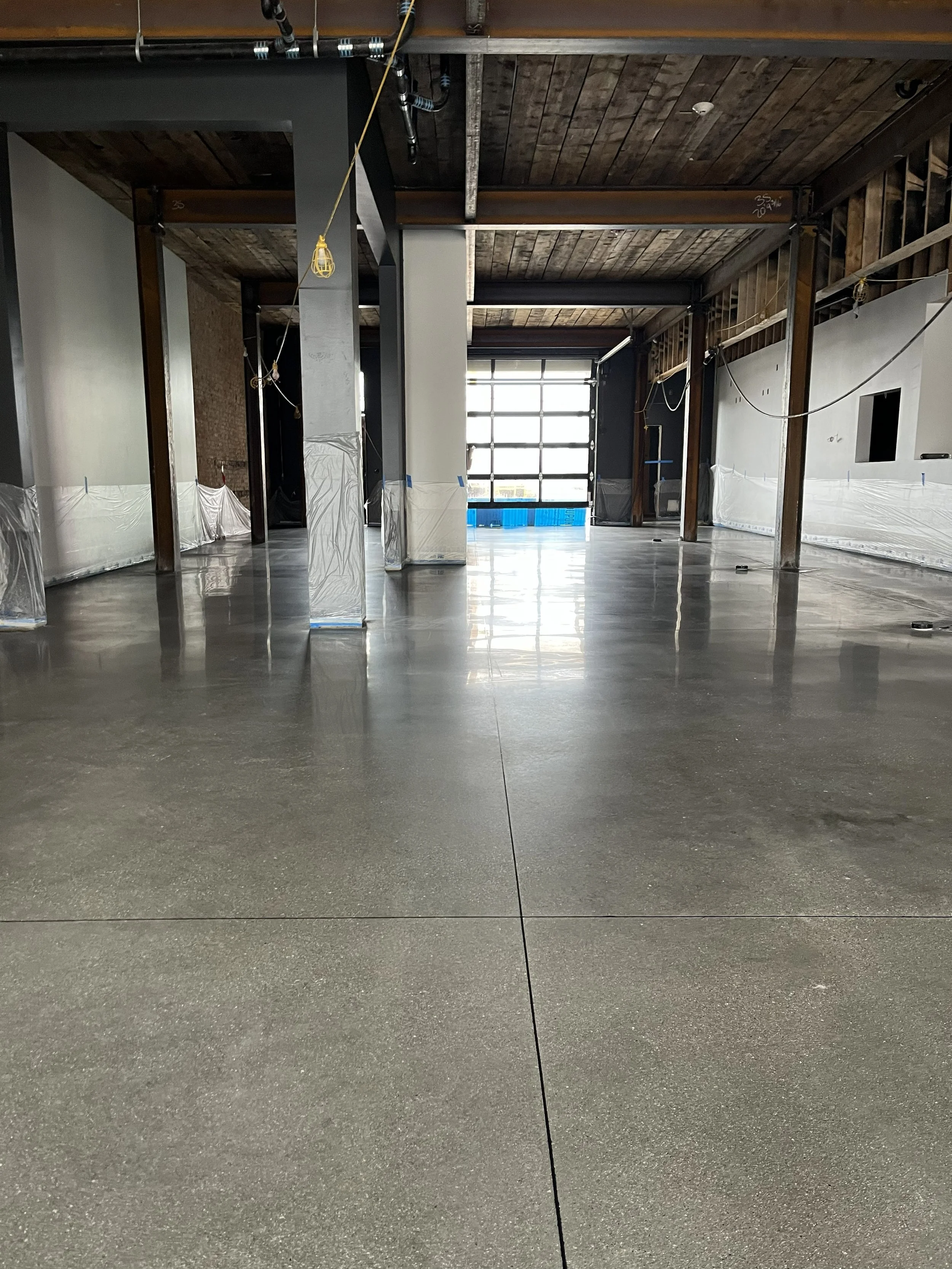 Leadville Restaurant Kitchen Bar Polished Concrete Flooring.jpg