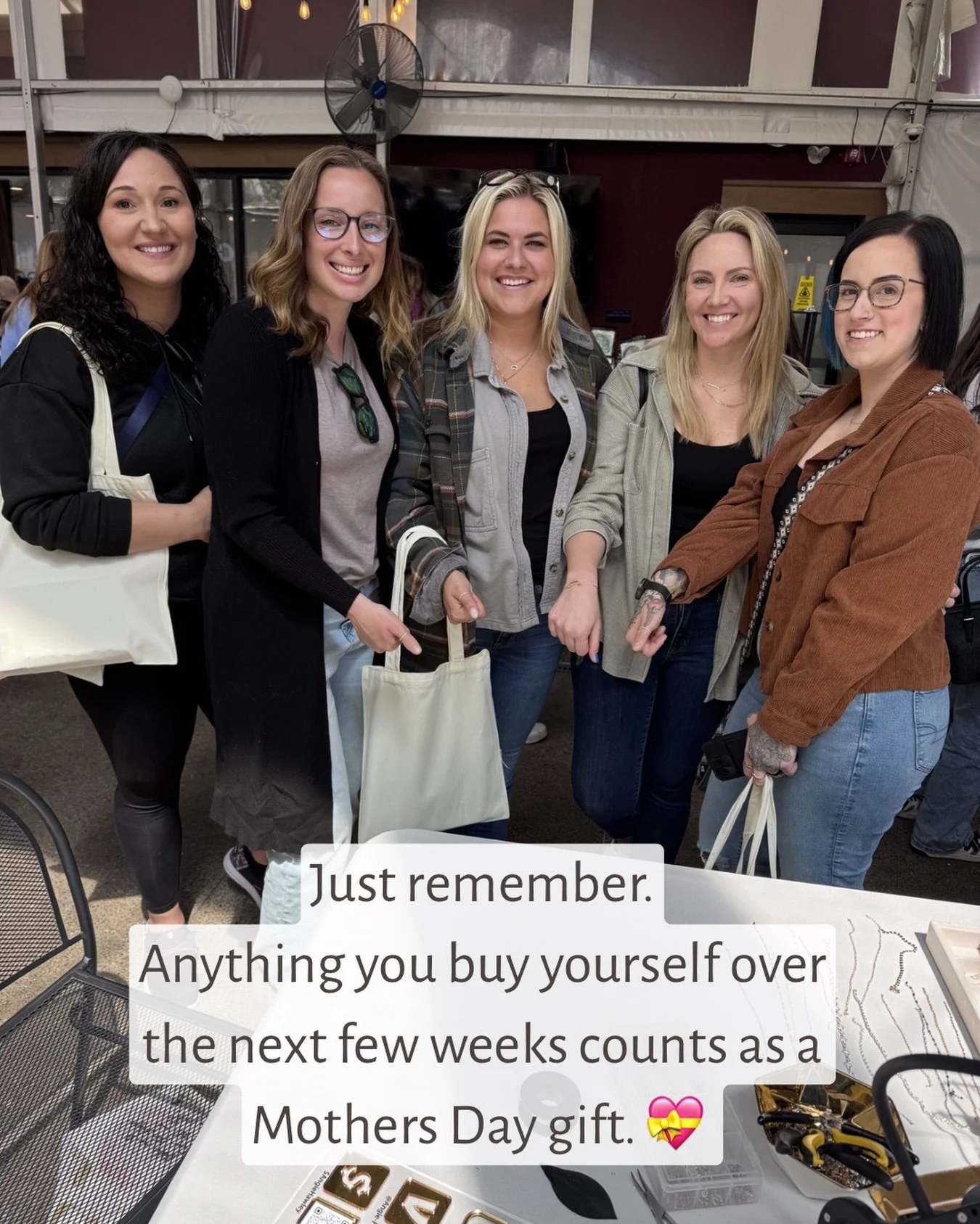 Lots of Mother&rsquo;s Day events coming up; I&rsquo;d love to see you! Stay tuned for an updated May calendar coming out soon.

Thanks to this cute girl gang who came to see me this past week at @15thstreettavern for @turnthepagemi 2nd Annual Adult 