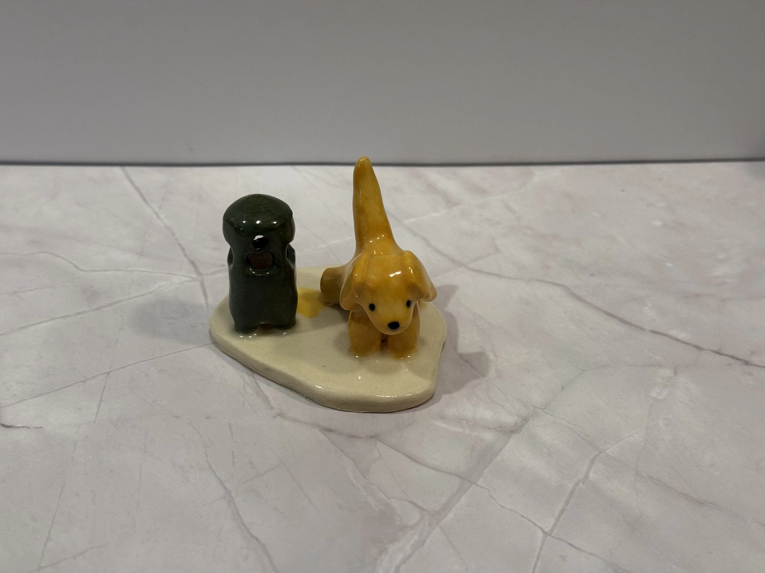 Trash Day - Puppy Ring Holder (Golden)