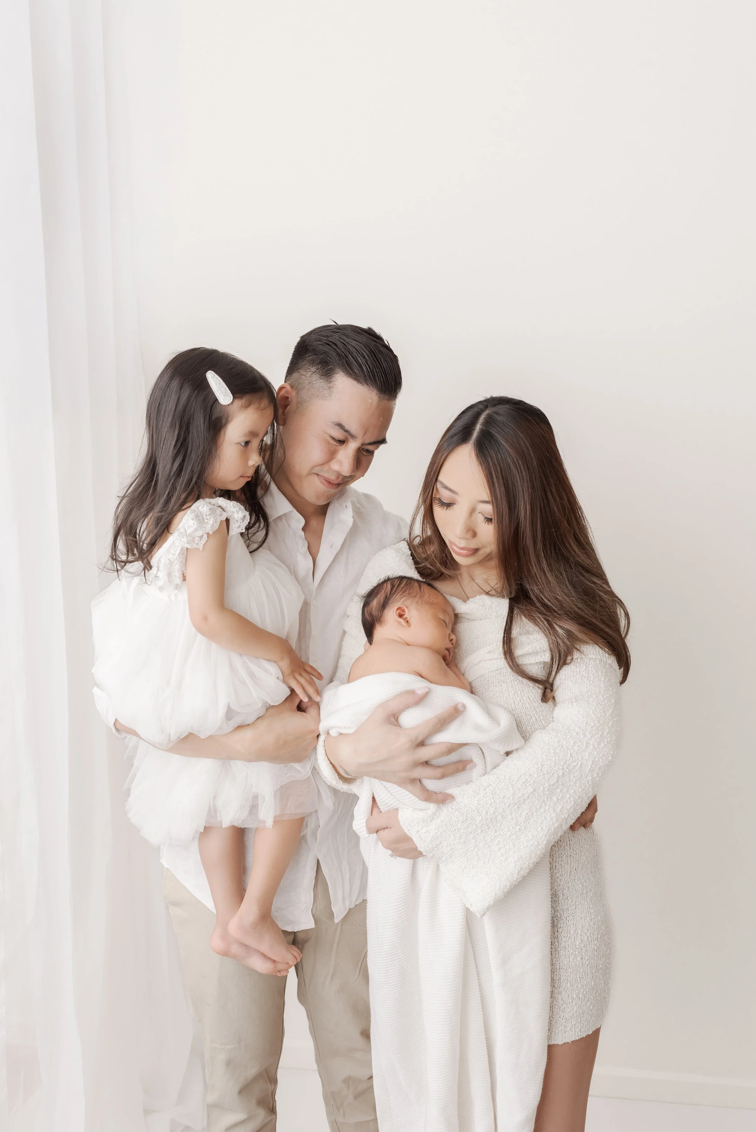 When Should I Book My Newborn Photography Session?