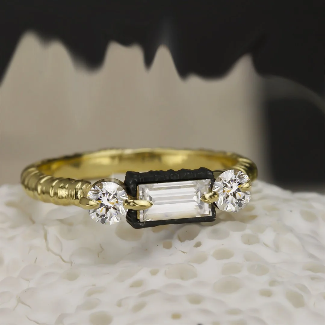 Chroma_Ring_baguette_2.jpg