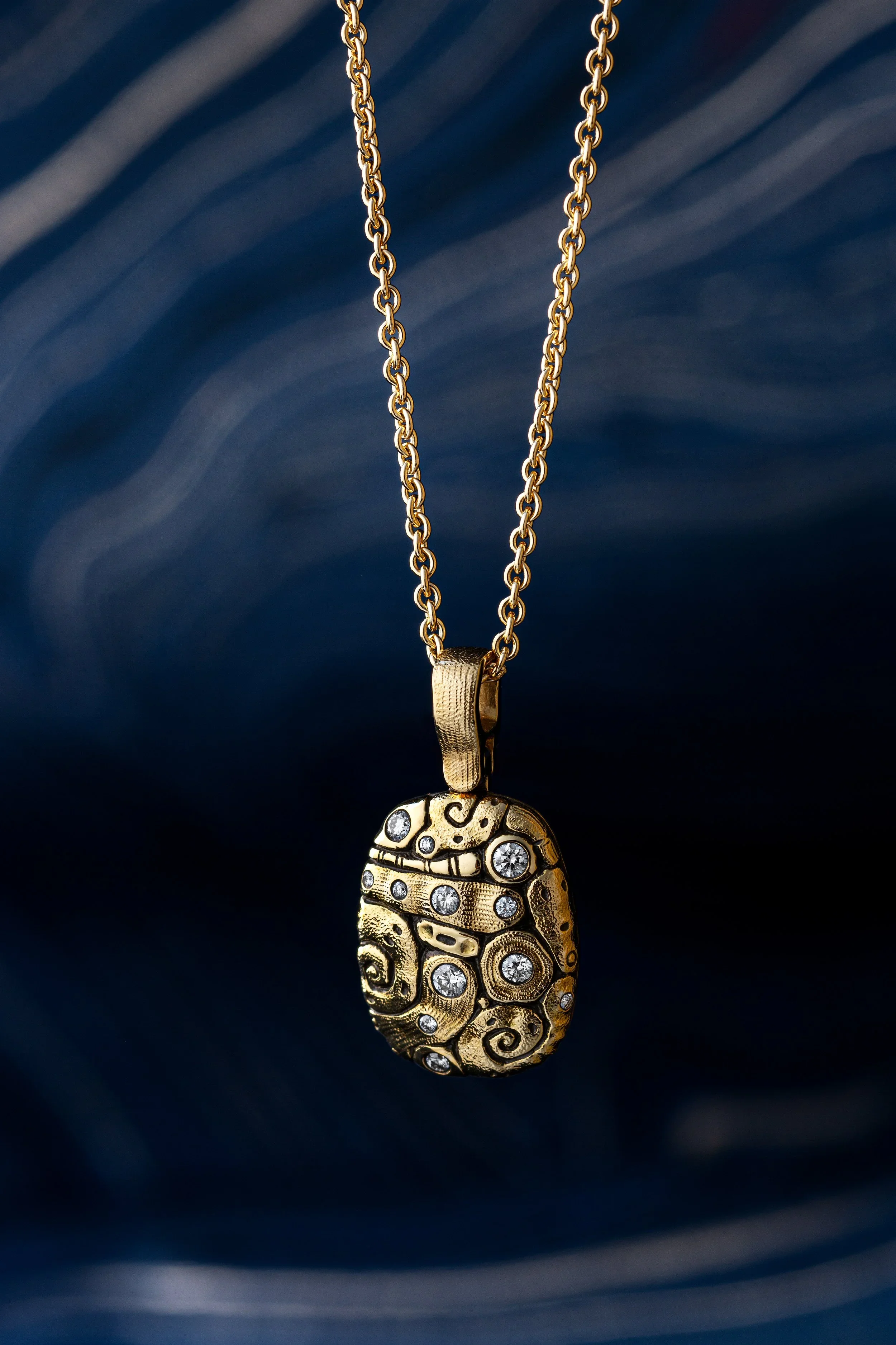 Flora Pendant
