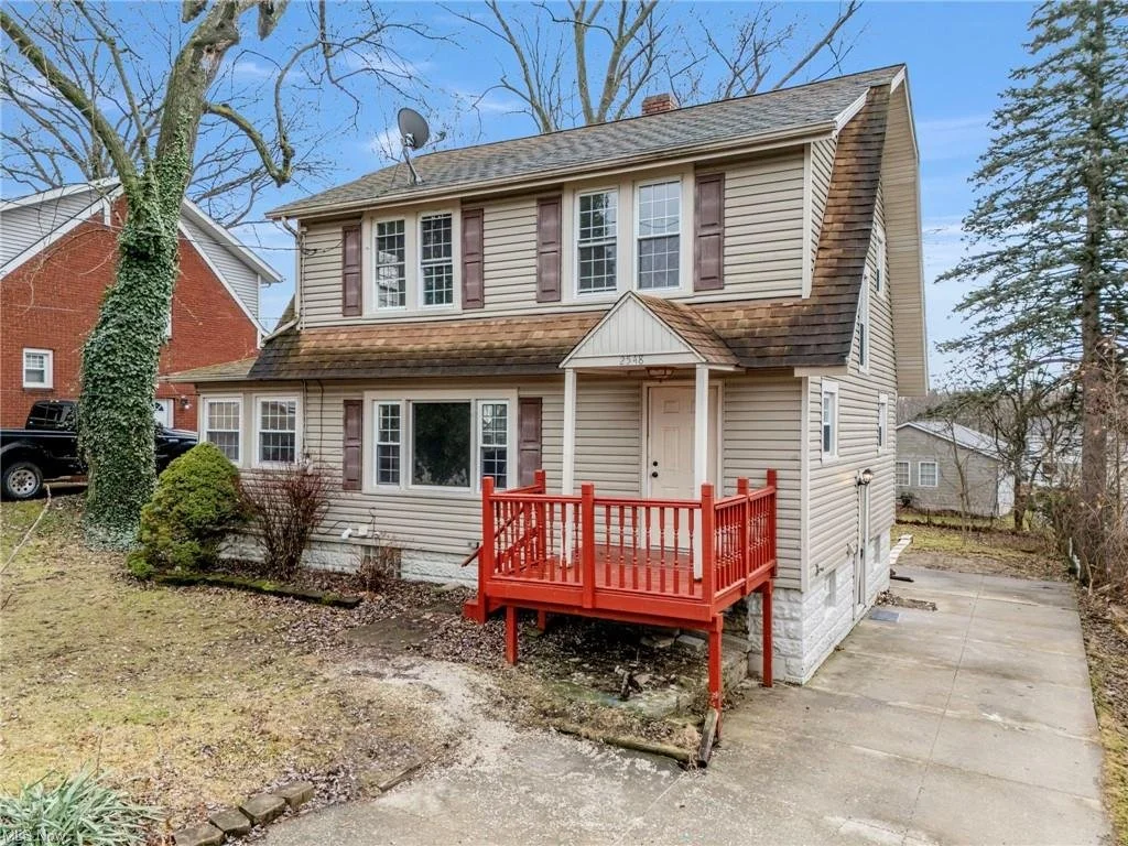 Beautiful home in Ellet I helped my buyers purchase. We got under asking and help with seller concessions! Huge win here! 