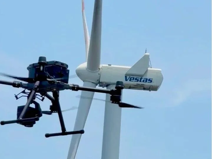 Inspección de aerogeneradores con drones DJI