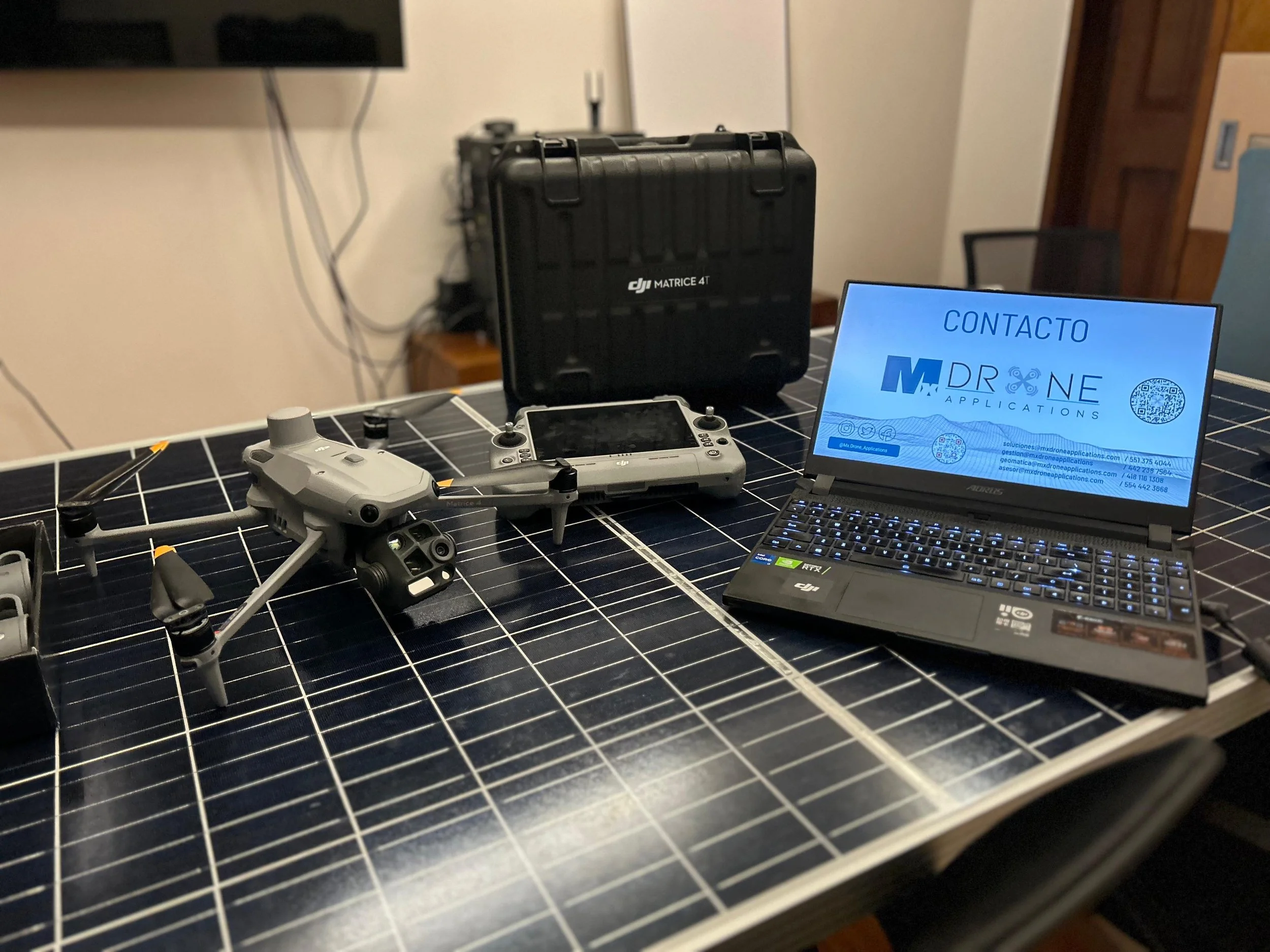 Inspección de paneles solares con drones DJI