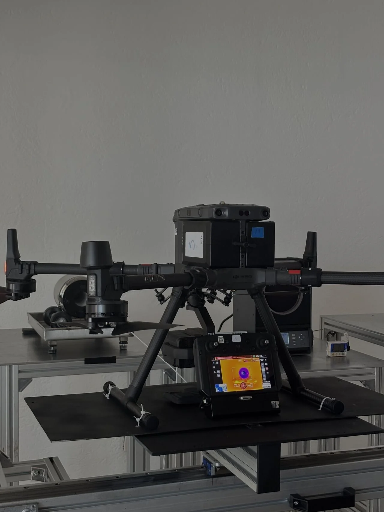 DJI M300 CON CÁMARA TÉRMICA EN PROCESO DE CALIBRACIÓN