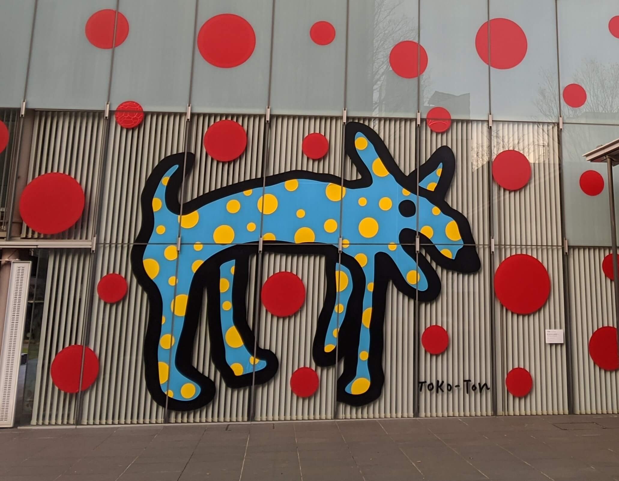 Tabi Trails tour group visits Matsumoto Art Museum