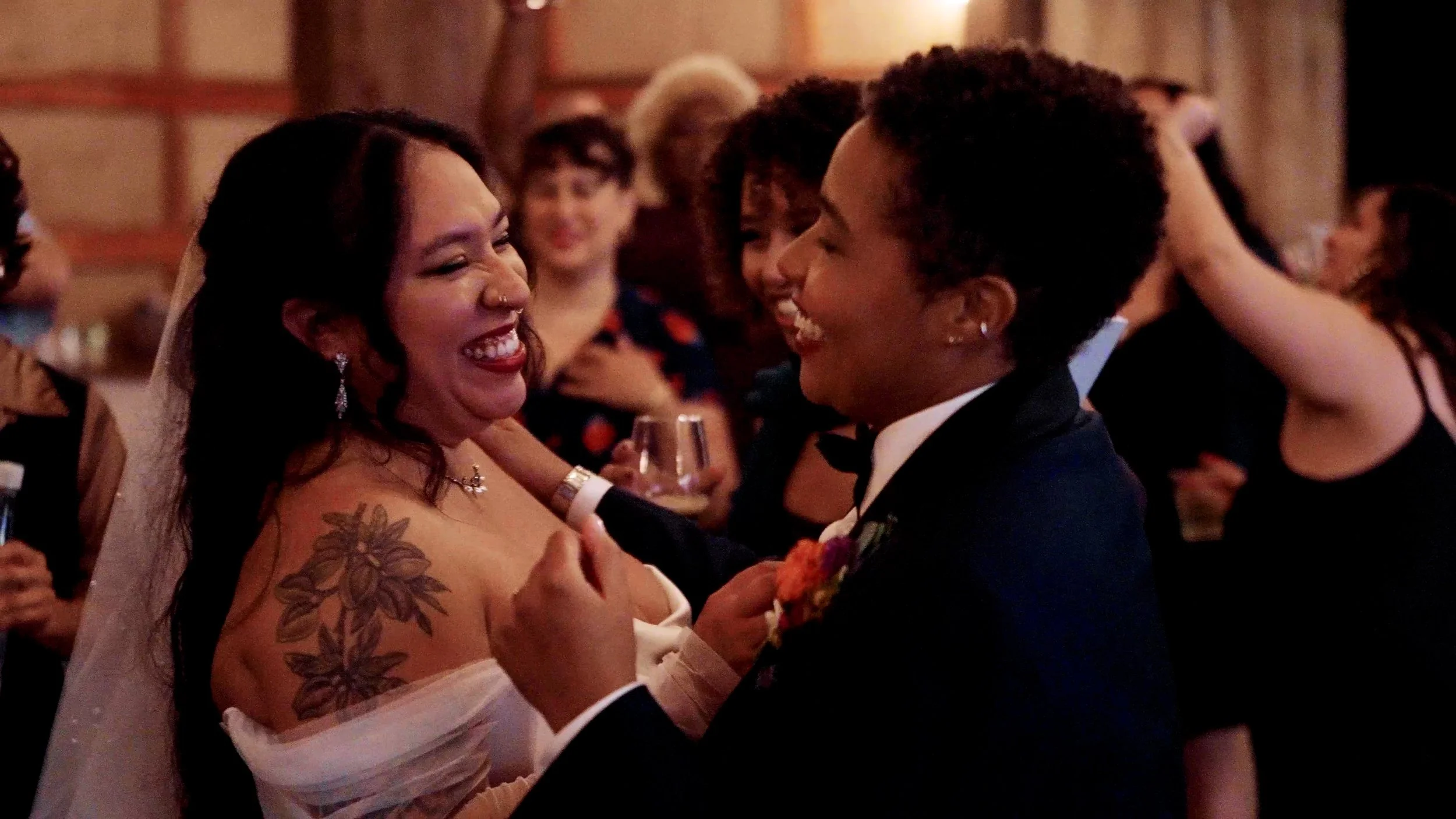 ZOE AND JEFF WEDDING @EMPRESS ESTATE 10.13.00_13_49_08.Still038.jpg