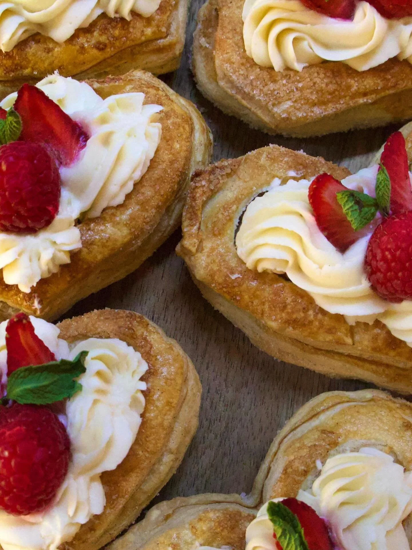 Endulza tu d&iacute;a con amor 🍓🥐