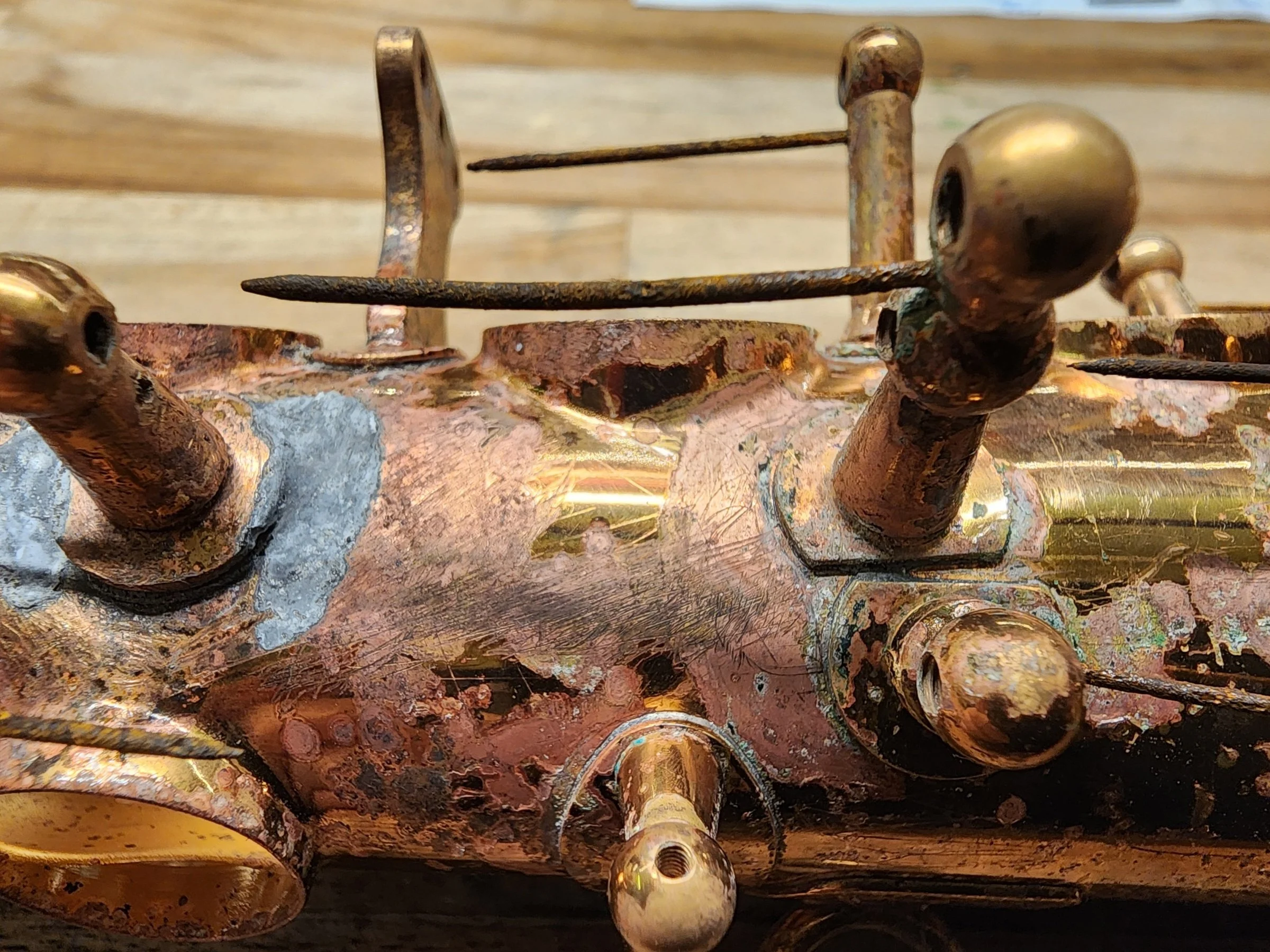 Buffet heavily damaged and poorly soldered posts.