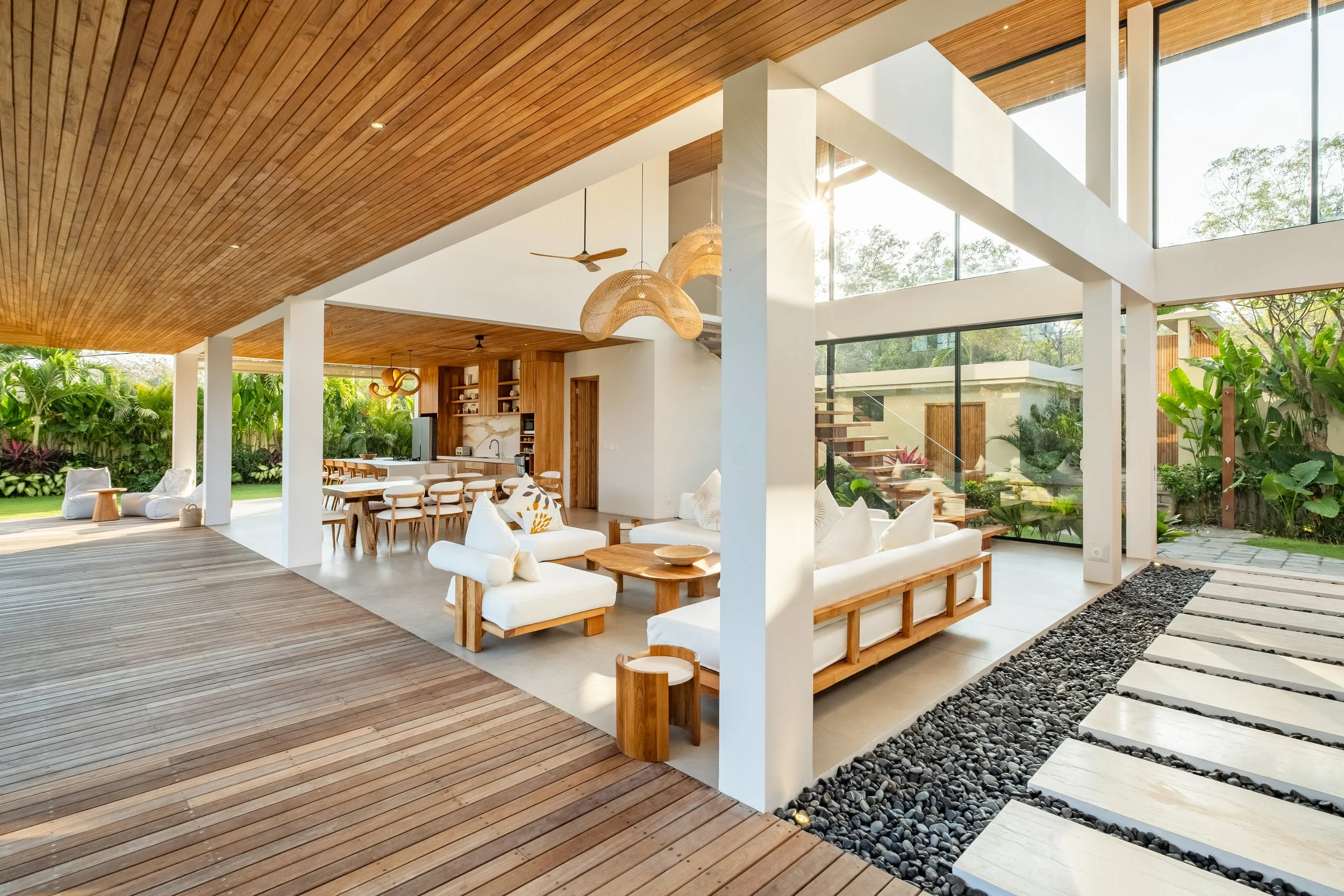 exotik-mimpi-indah-11_DiningArea_Living.jpg