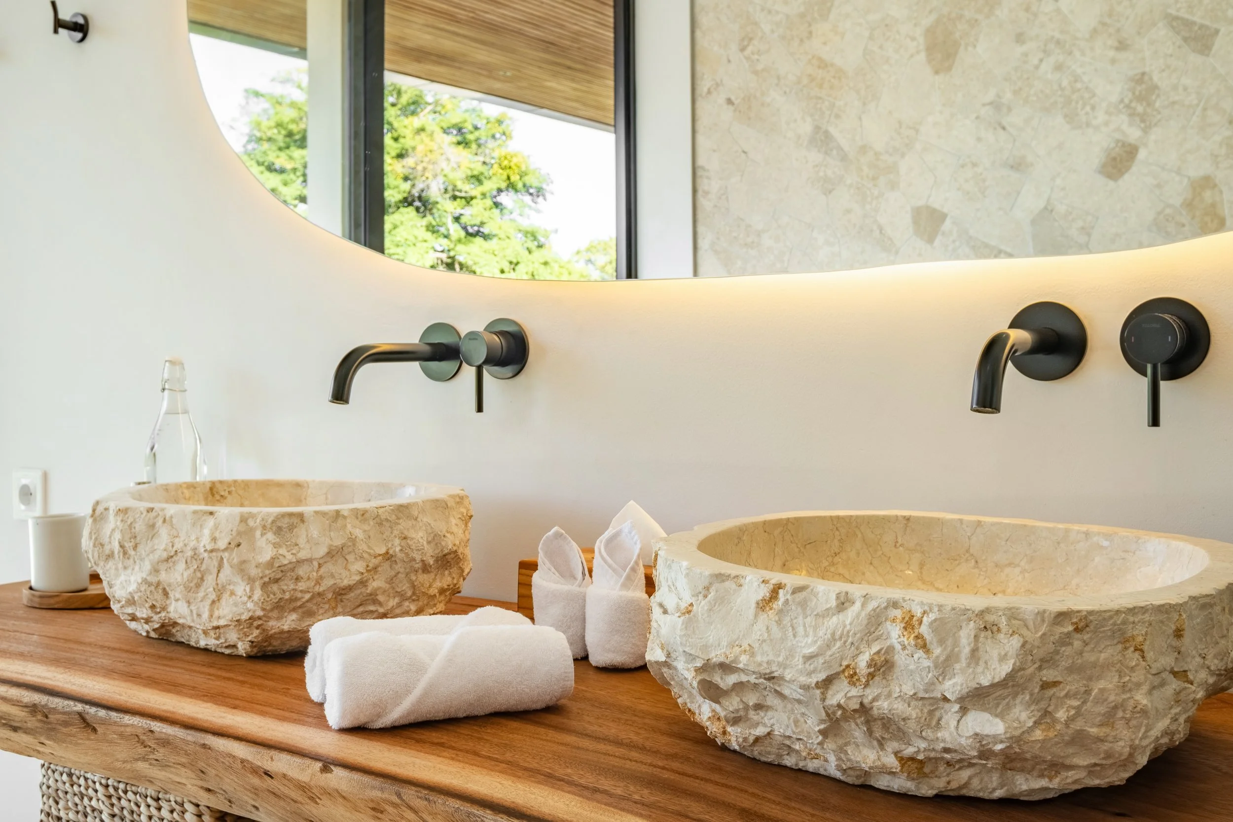 Bathroom_Main Bedroom - Ulu Mimpi Indah.jpg