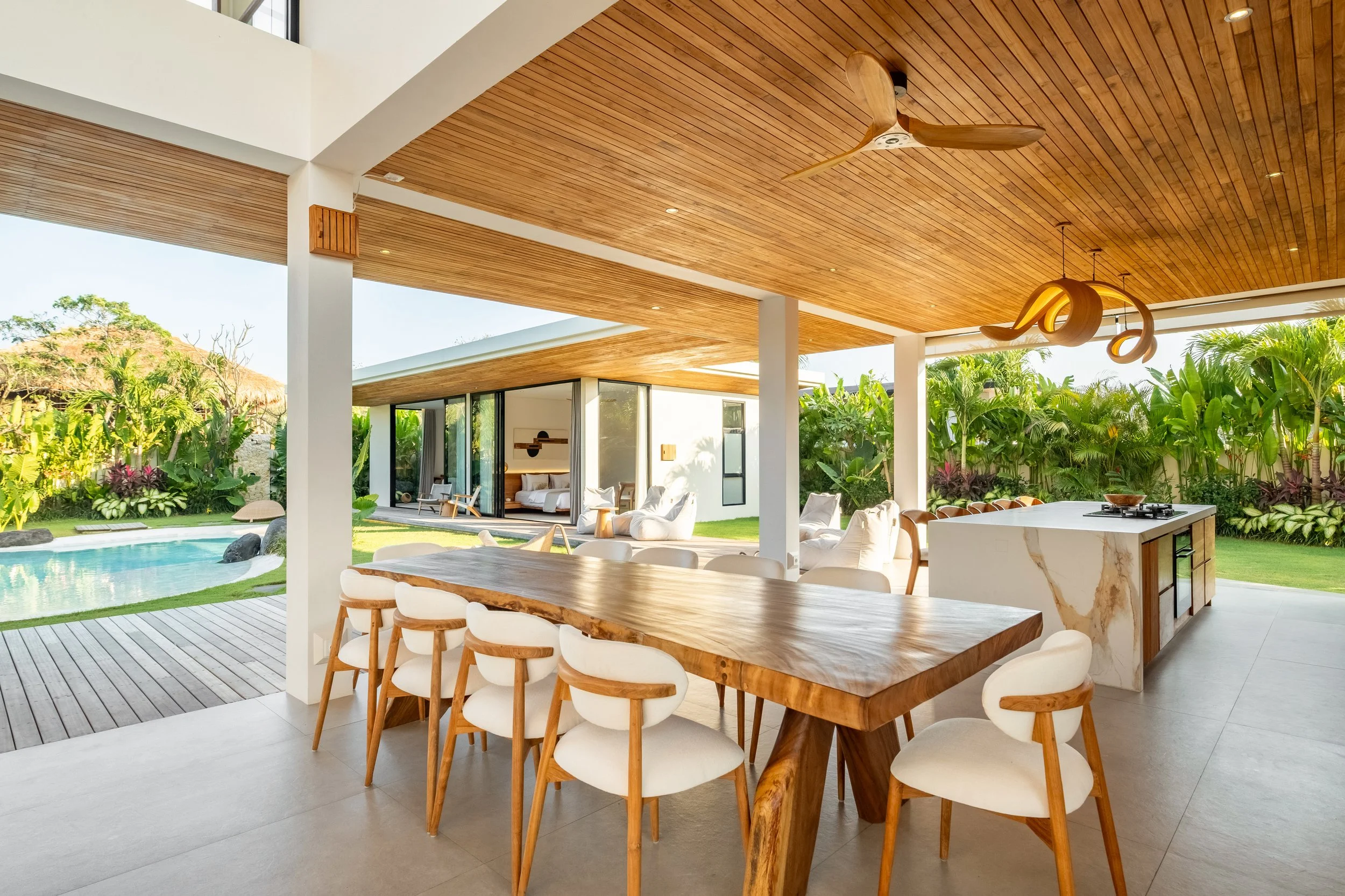 exotik-mimpi-indah-13_DingArea_PoolView.jpg