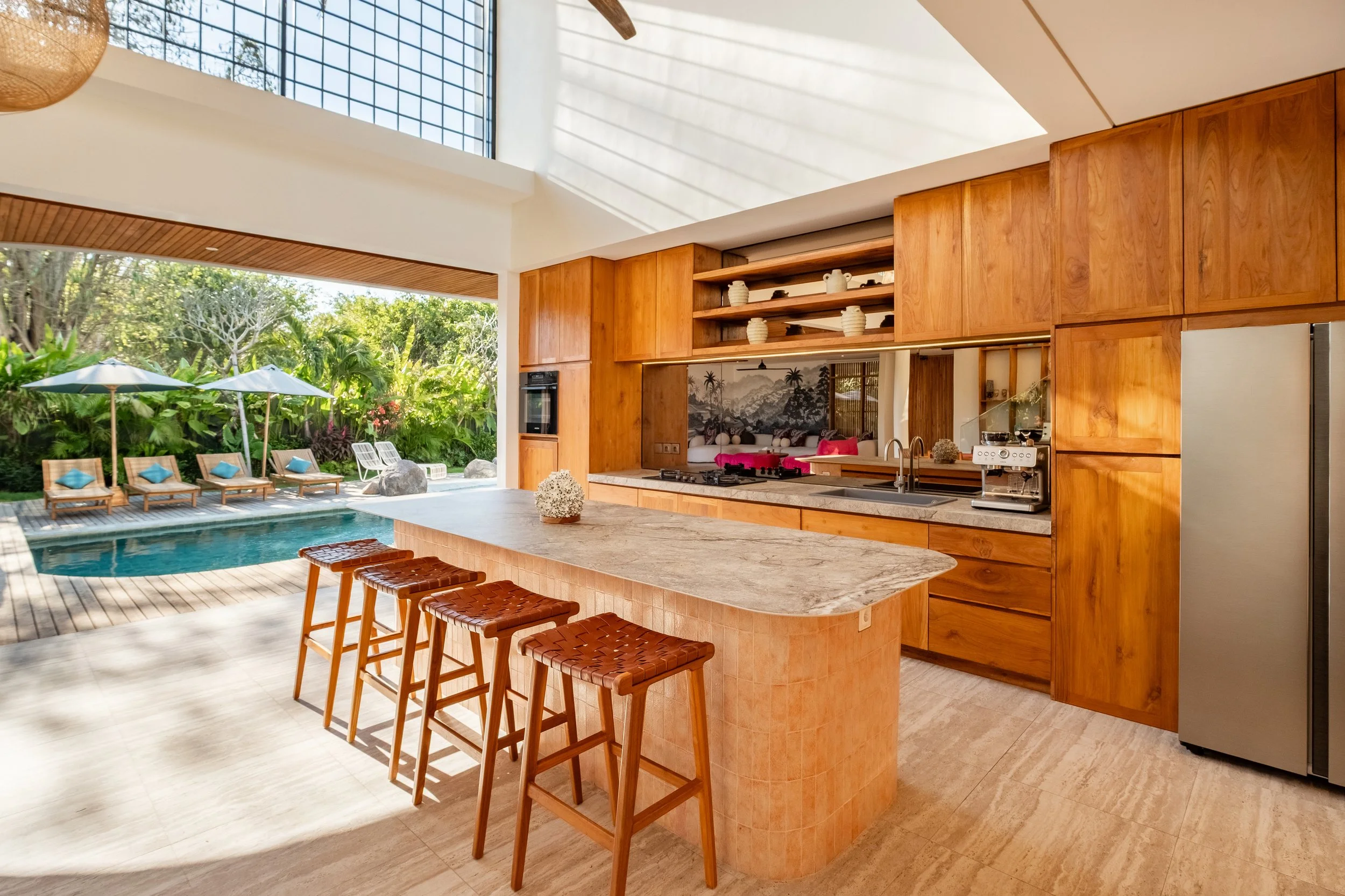 exotik-ananta-damai-10_Dining_Villa Uluwatu.jpg