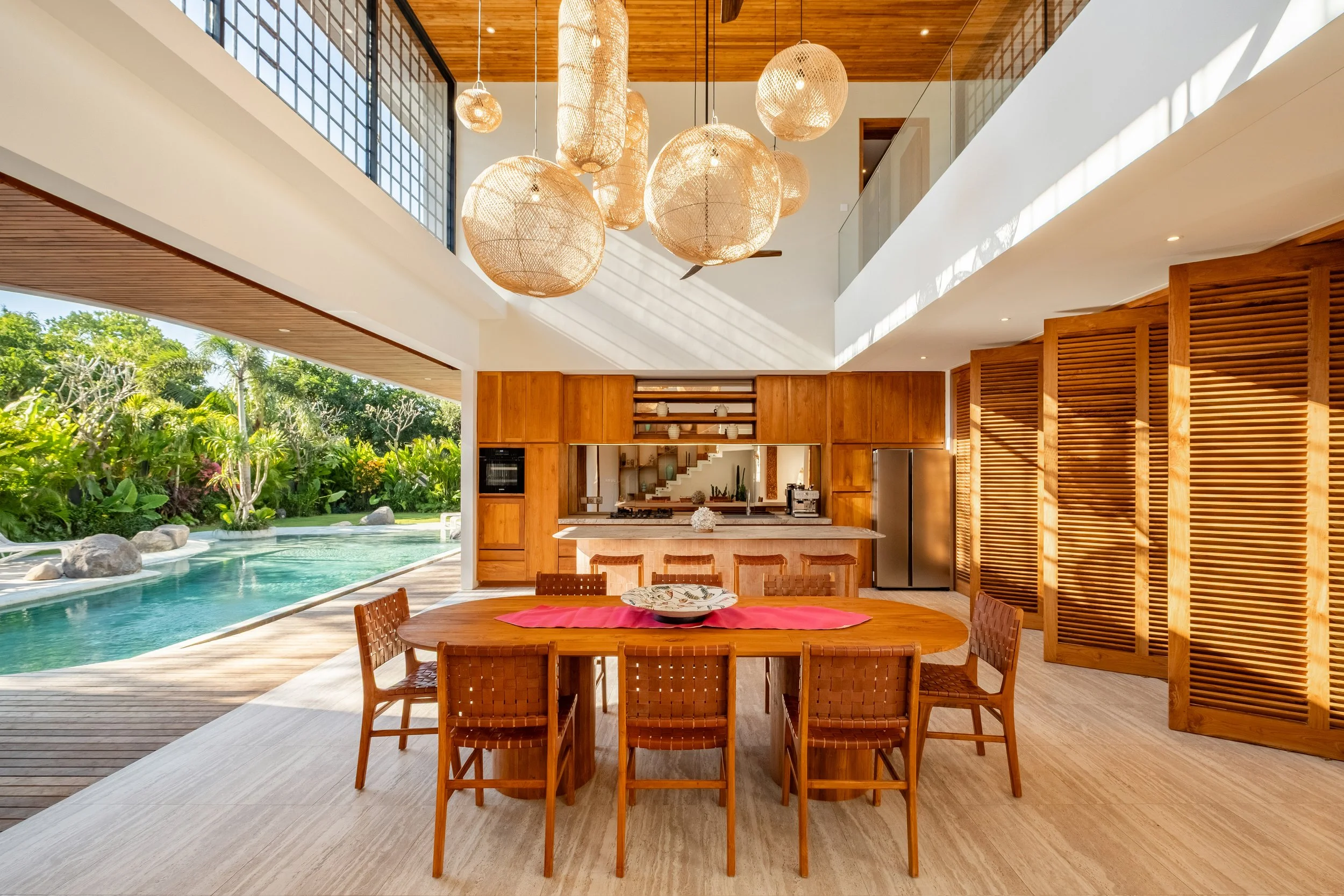 exotik-ananta-damai-8_Dining Room_Villa Uluwatu.jpg