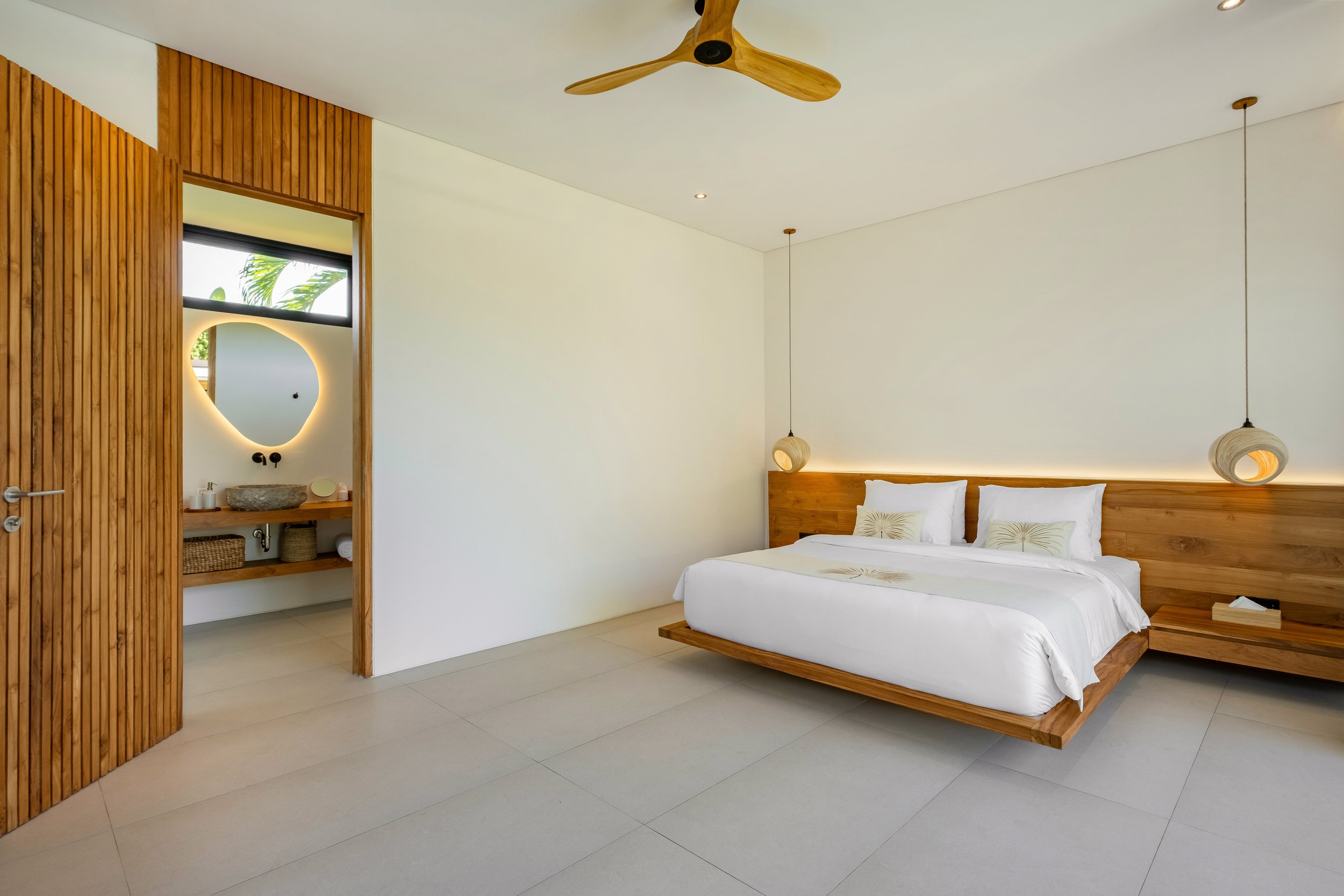 Bedroom 1-Ulu Mimpi Indah.jpg