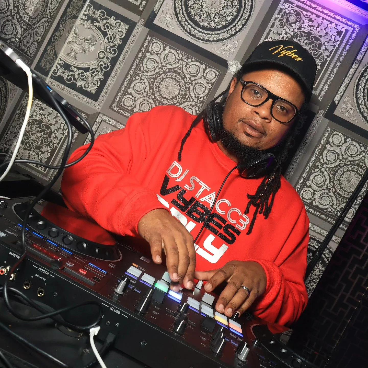 #DJSTACC3VYBESONLY

#dcdj #dcdjs #dmvdj #dmvdjs #vybes #djstacc3 #djlife #serato #alphatheta