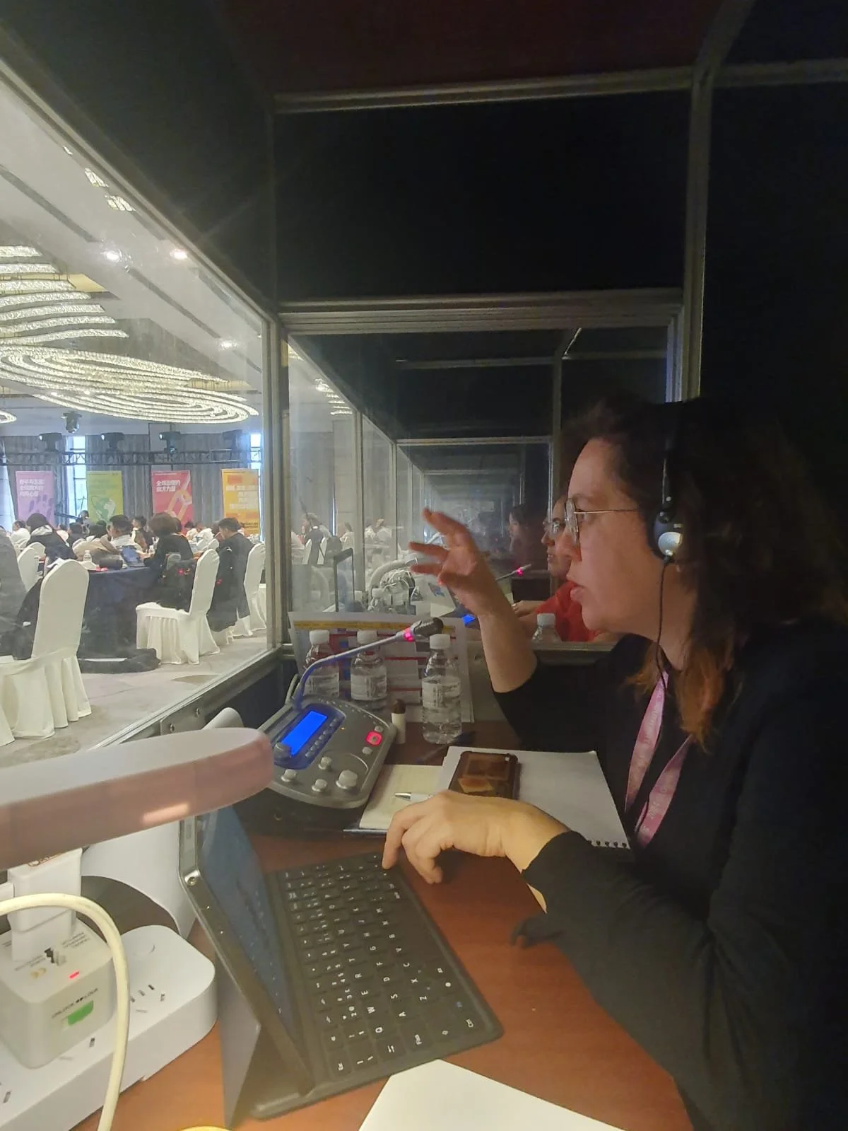 Interpretação simultânea