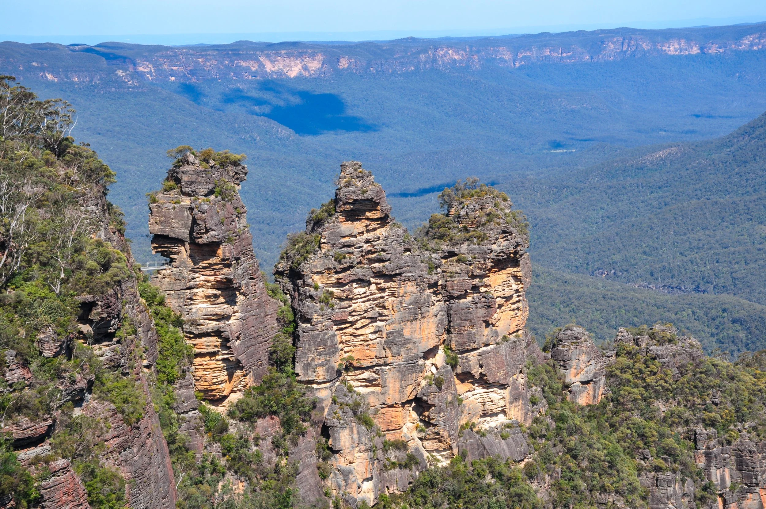 Three Sisters Blue Mountain National Park in New South Wales. Picture taken on one of the Club's interstate trips
