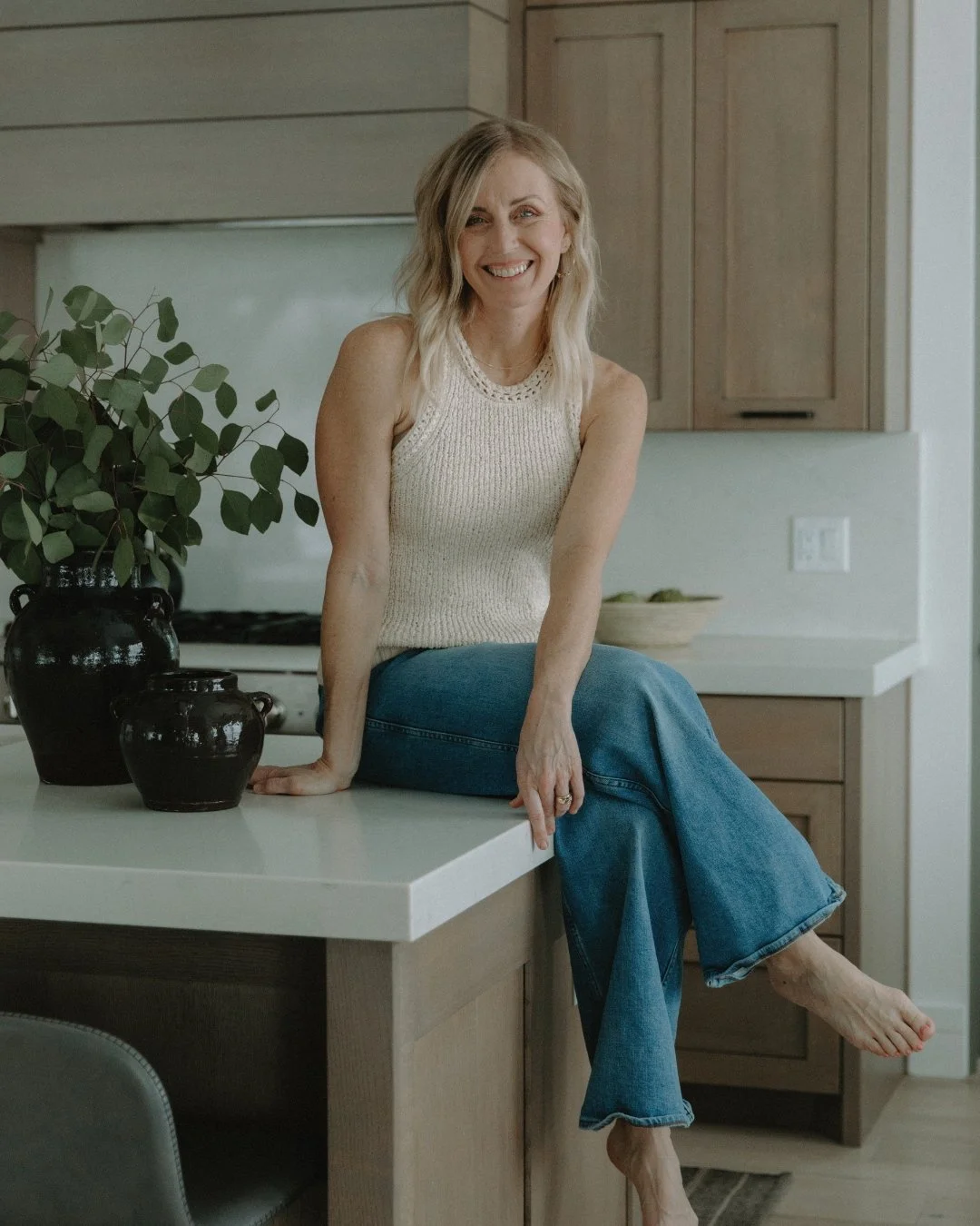 Hi, I'm Jeri.

I'm a mom of four great kids, a nana to three, with twins on the way, which still feels a little surreal.

When I'm not working, you'll usually find me out for a run, in the mountains hiking, on the golf course, or planning our next tr