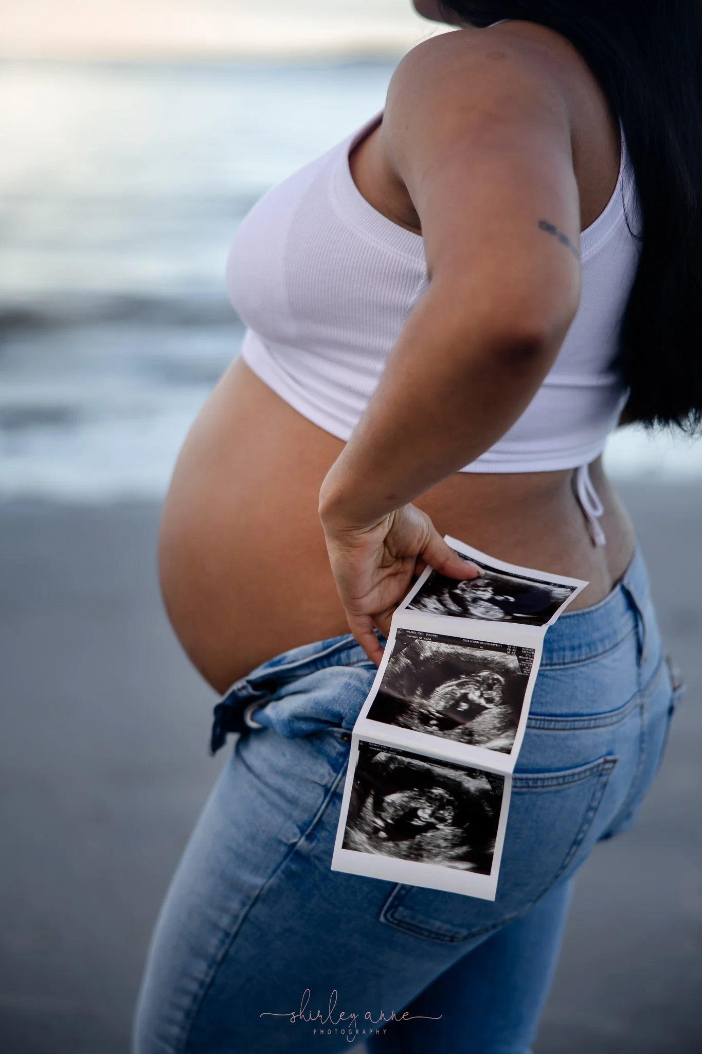 Beach Maternity Photography in Boston, Lowell, Tewksbury, Littleton, Westford, Cambridge Massachusetts