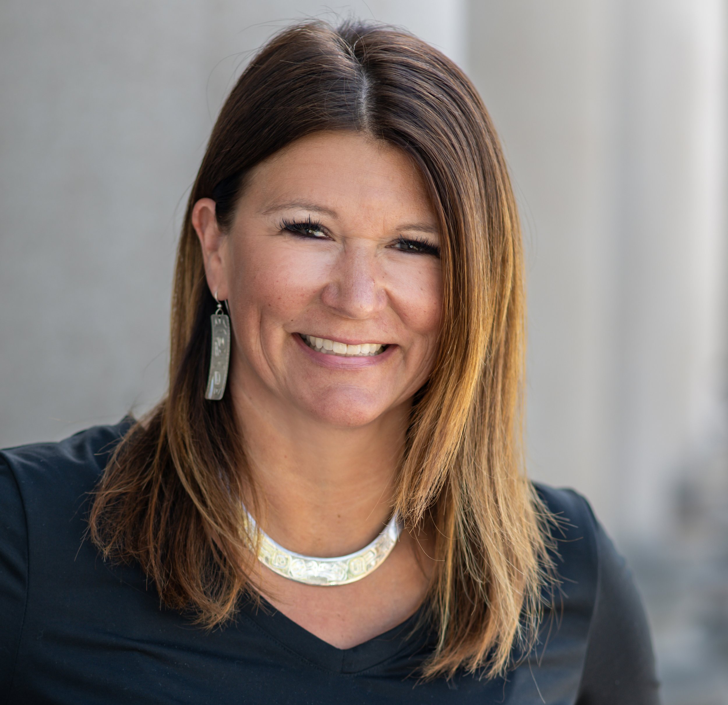 Voshte Gustafson headshot