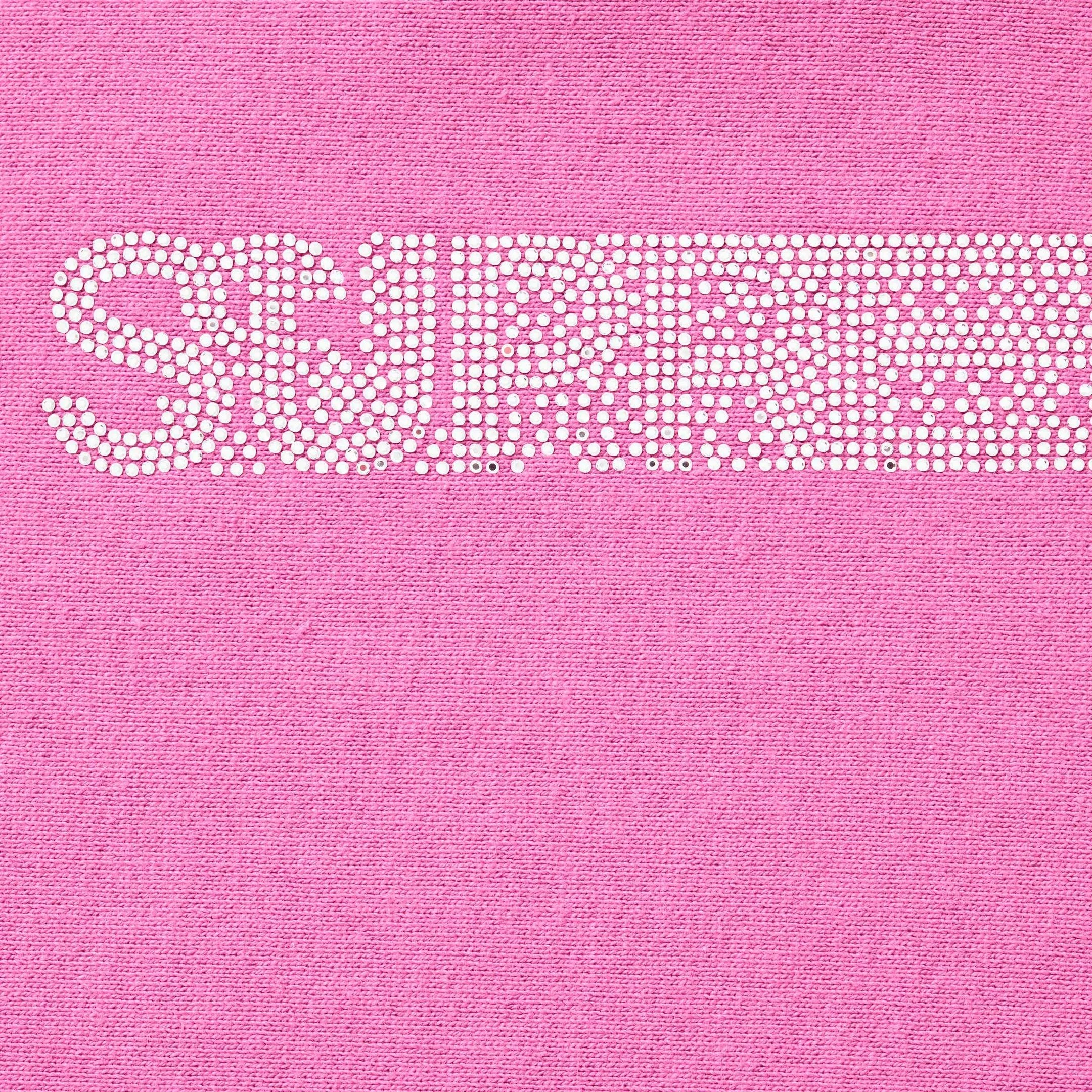 SW62_FW25_SwarovskiMotionLogoHoodedSweatshirt_Pink_D01_2160x_a23d1574-d86f-4038-8c64-94a8b1222c62.jpg