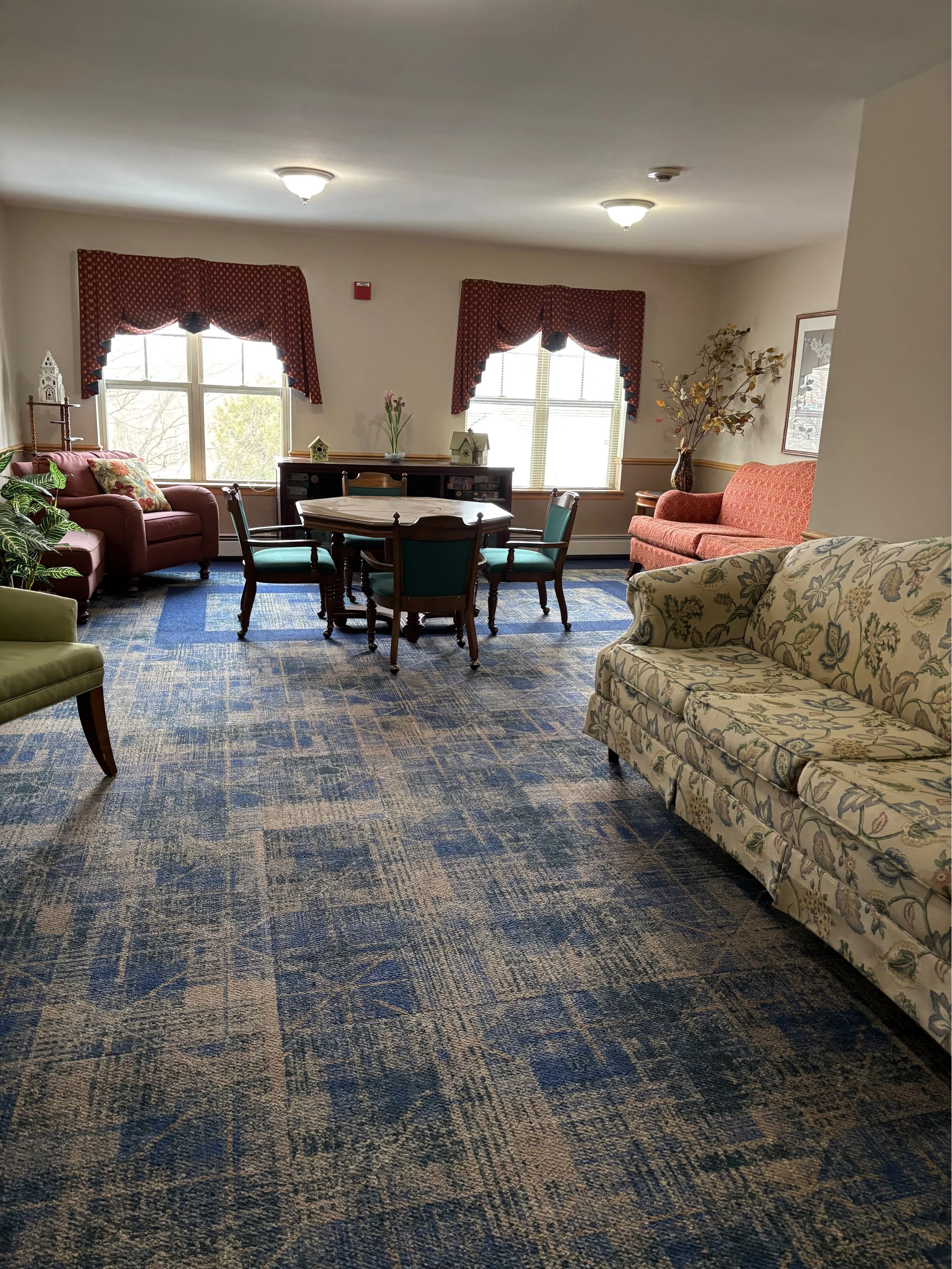 Timbers of Shorewood

Carpet Tile