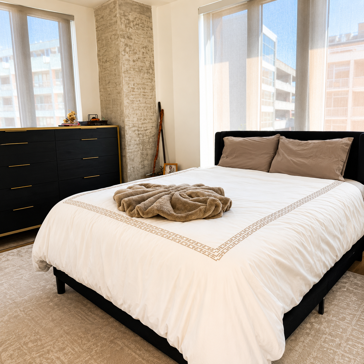 House cleaner - bedroom