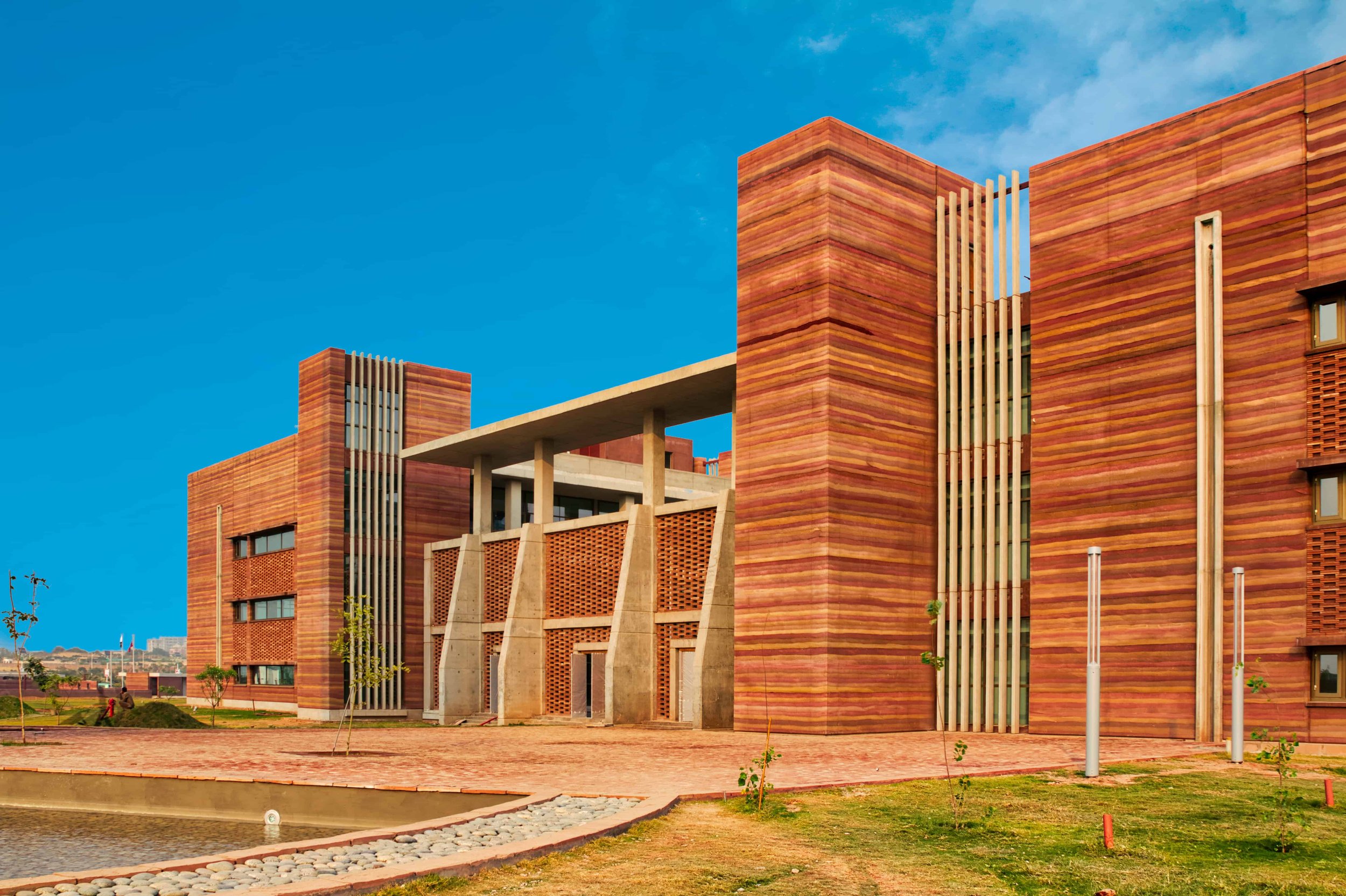 Strength - SIREWALL strength standard is 3,000 psi - 8,000 psi