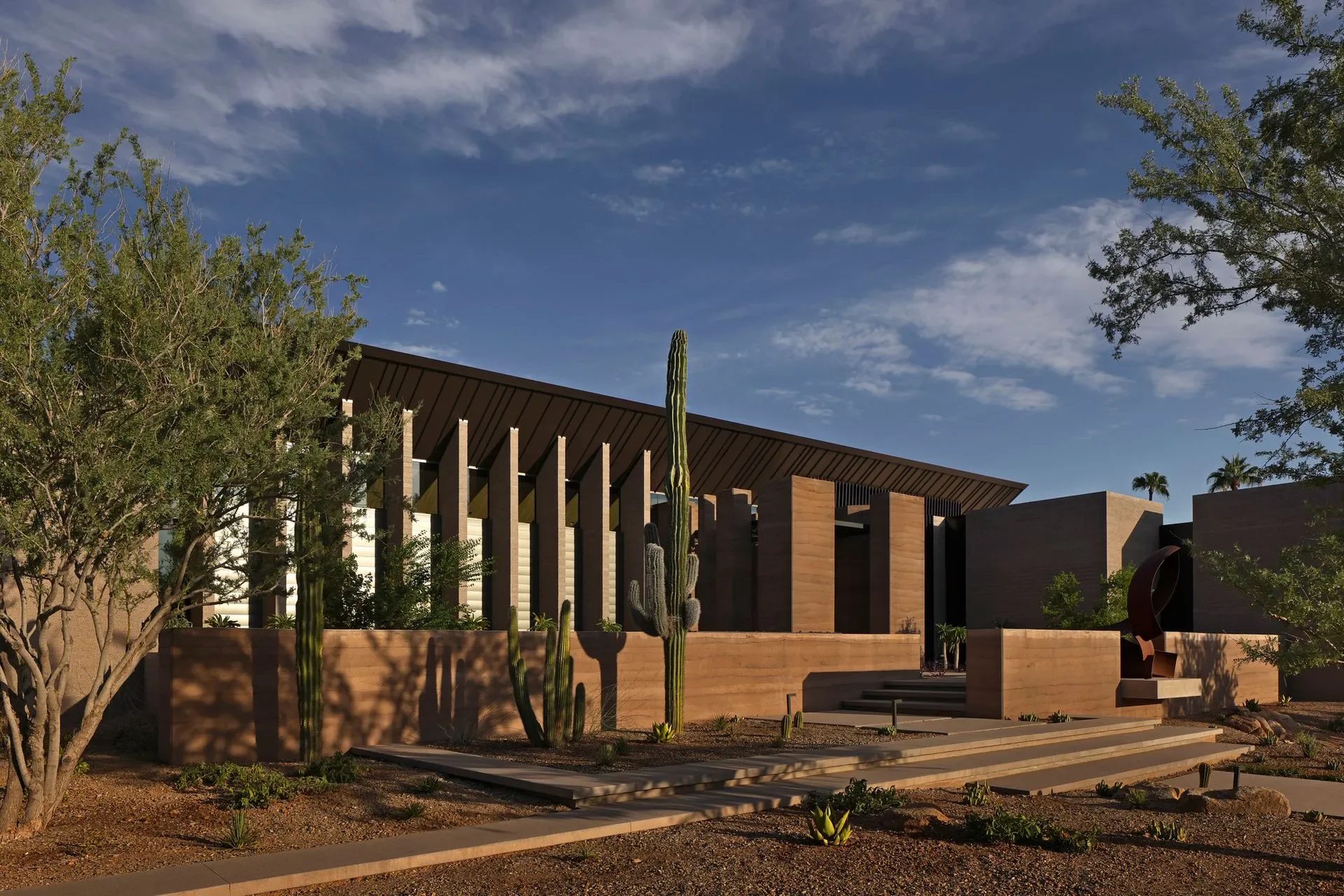 Desert Fairways Residence