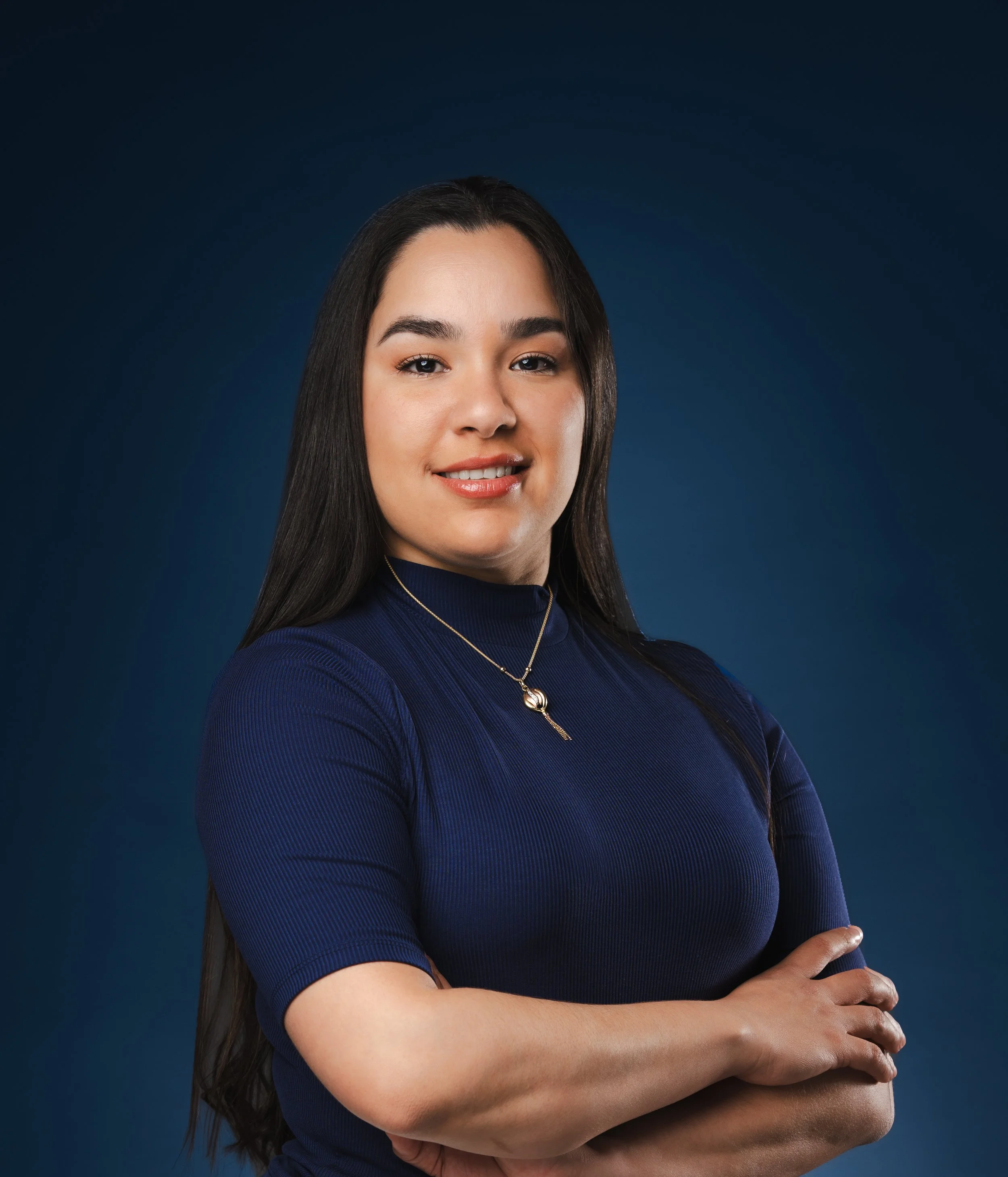 Thalia Becerra, REALTOR®,bilingual real estate agent in the East Bay (English/Spanish).