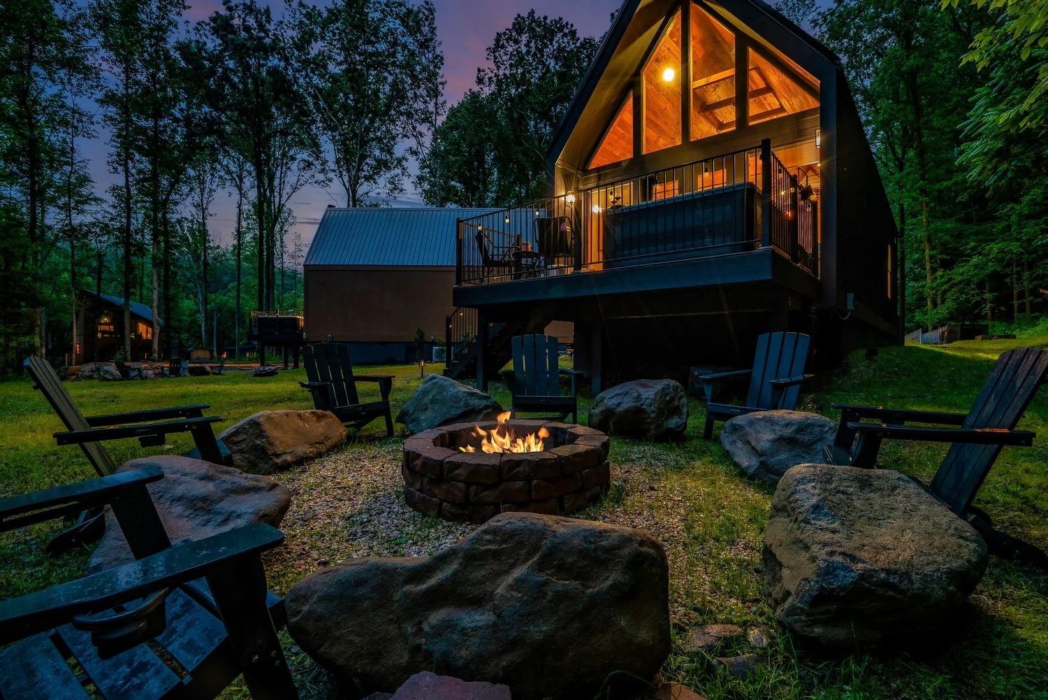The Bluebird — firepit & grounds photo 3