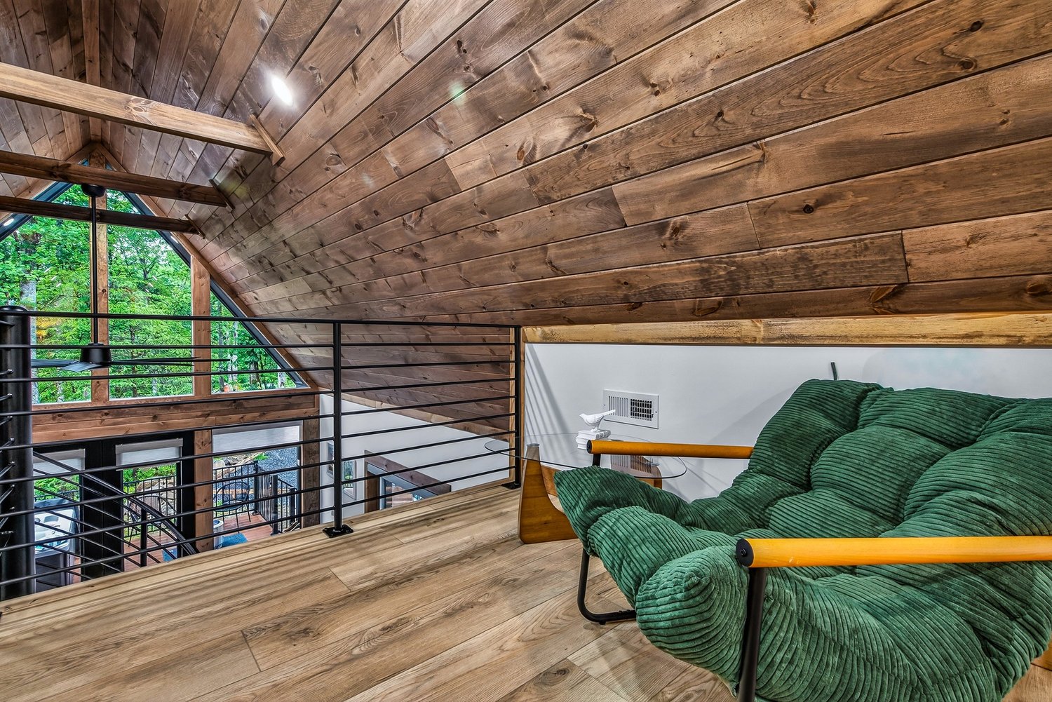 The Finch — loft & pac-man photo 4
